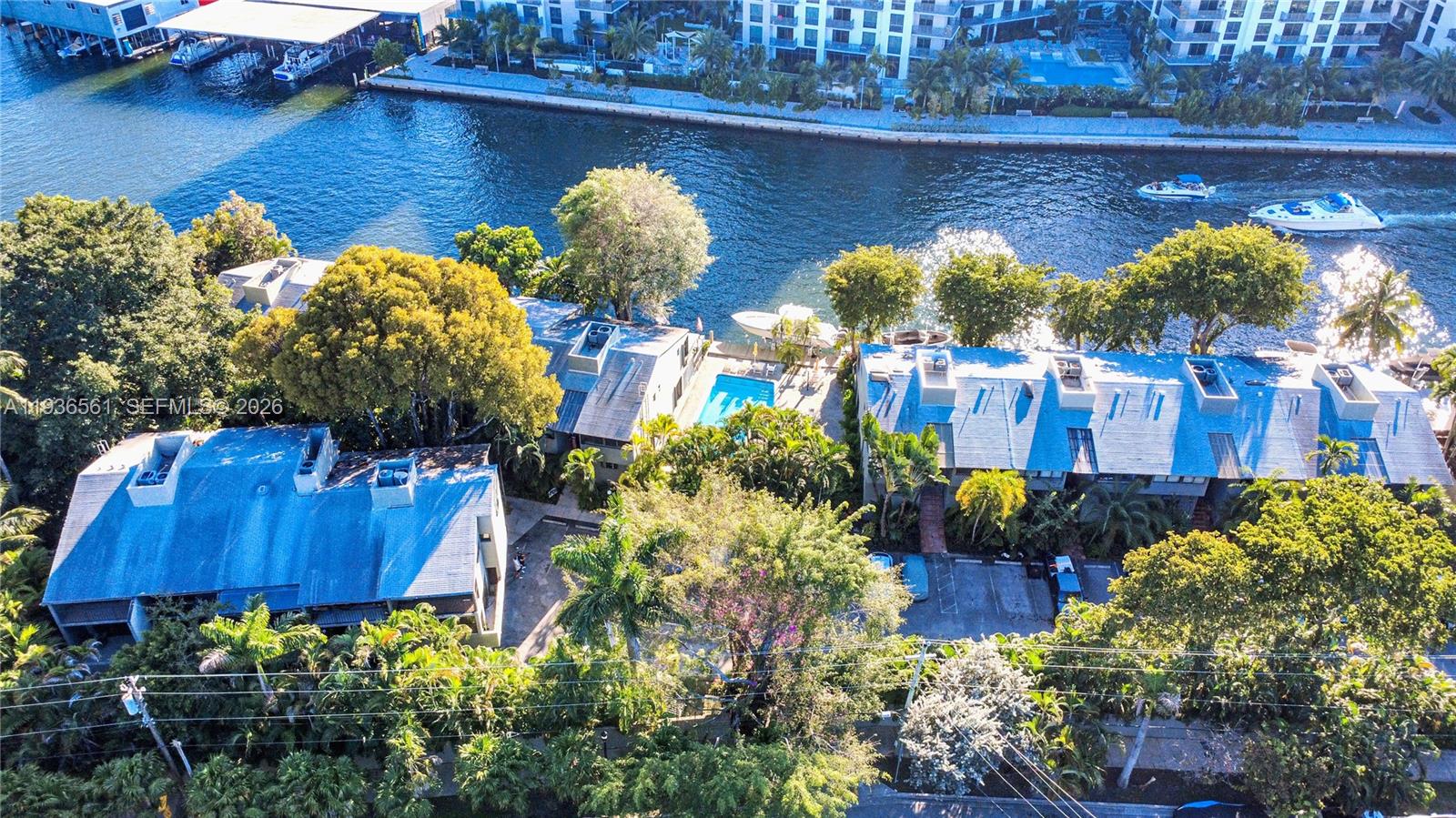 SNUG HARBOR - Residential