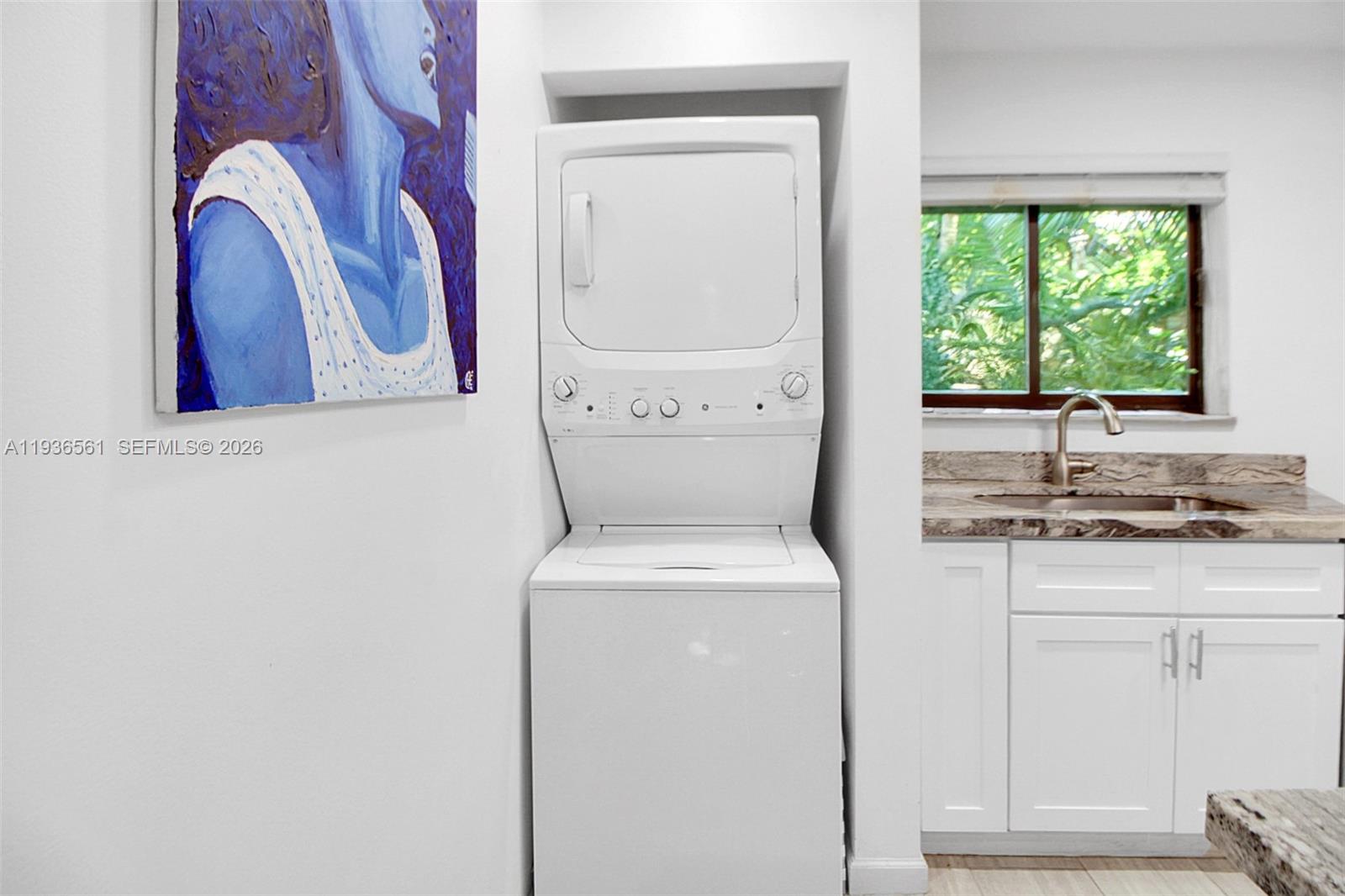 SNUG HARBOR - Residential