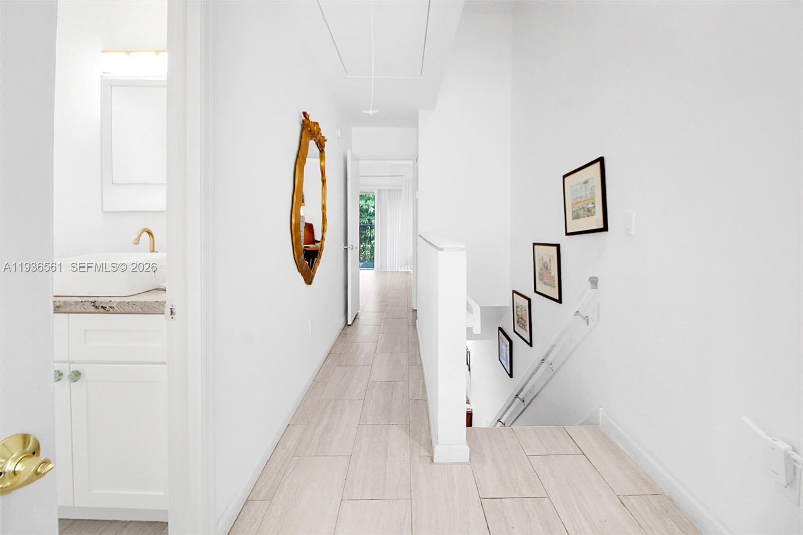 SNUG HARBOR - Residential