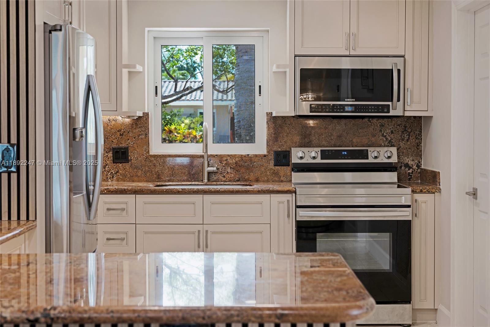 CORAL RIDGE ADD - Residential