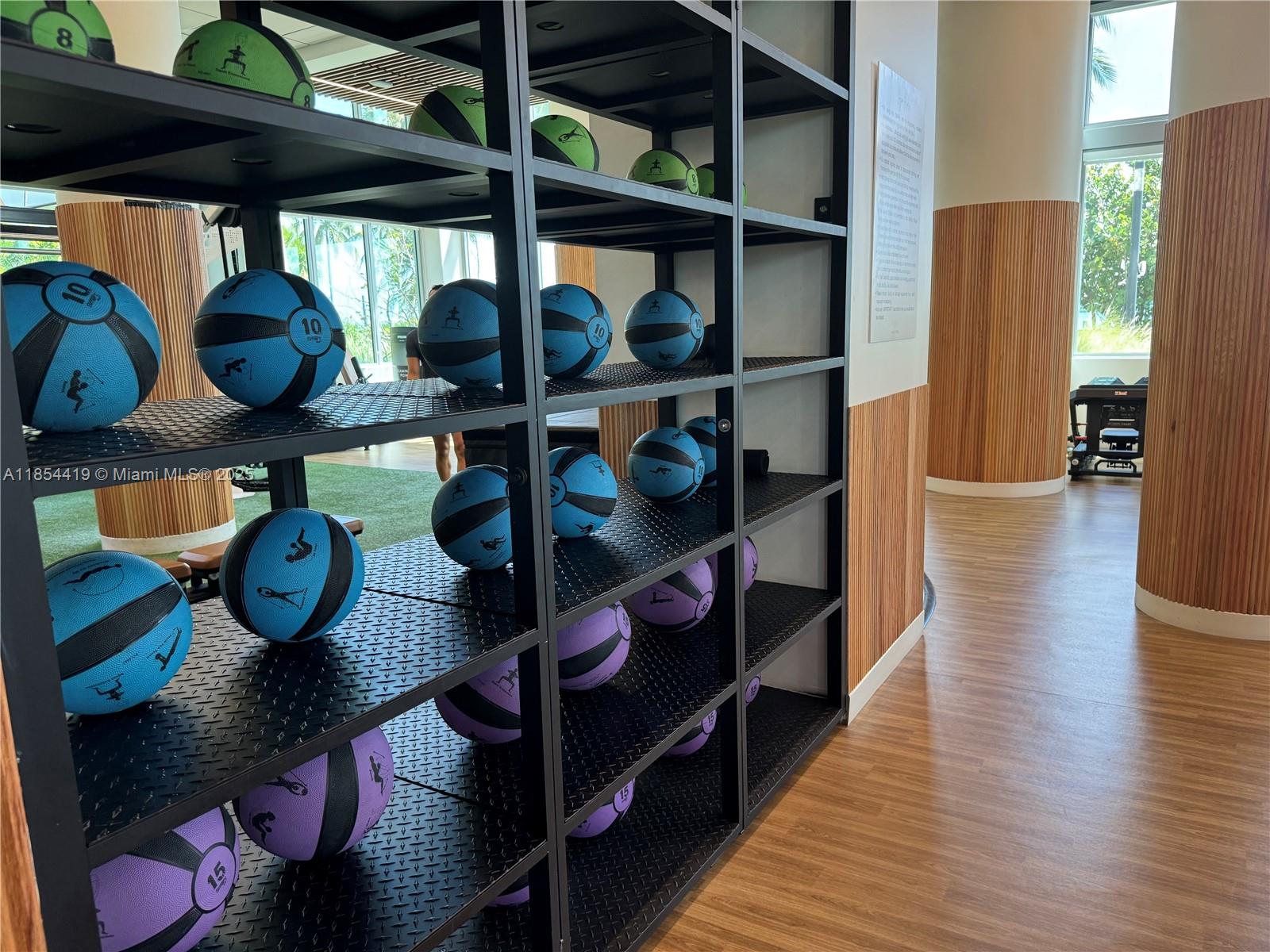 FLAMINGO SOUTH BEACH I CO - Residential