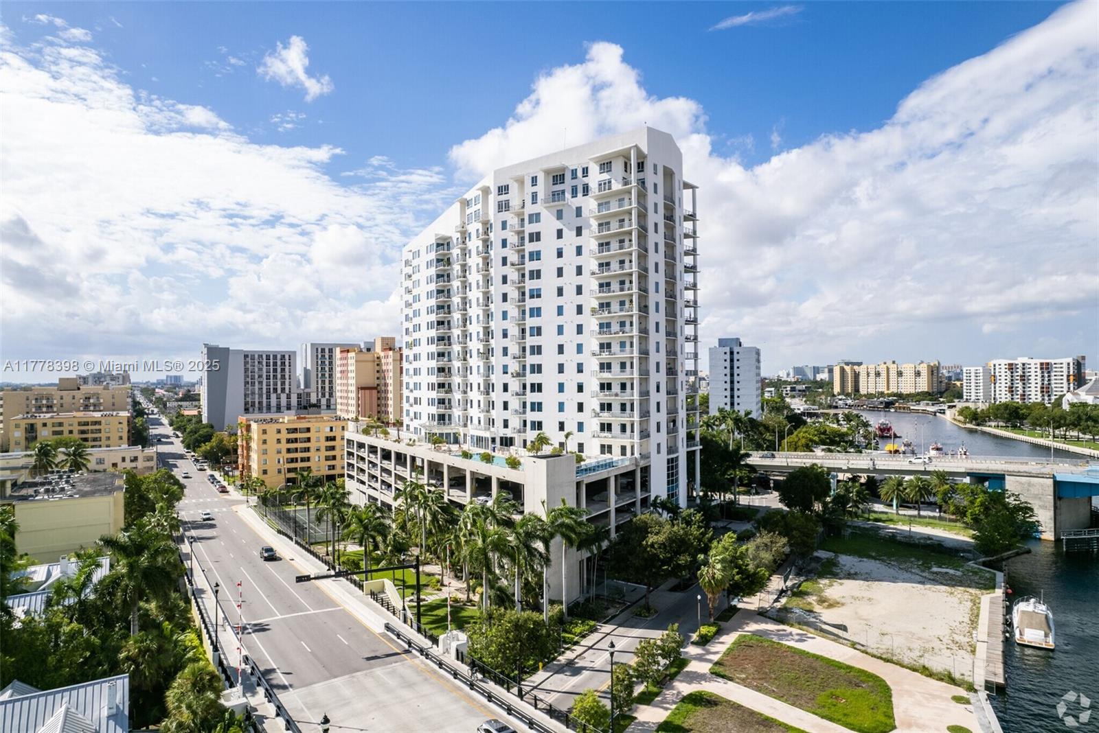 Rental Property at 10 Sw South River Dr 1202, Miami, Broward County, Florida - Bedrooms: 2 
Bathrooms: 1  - $3,000 MO.
