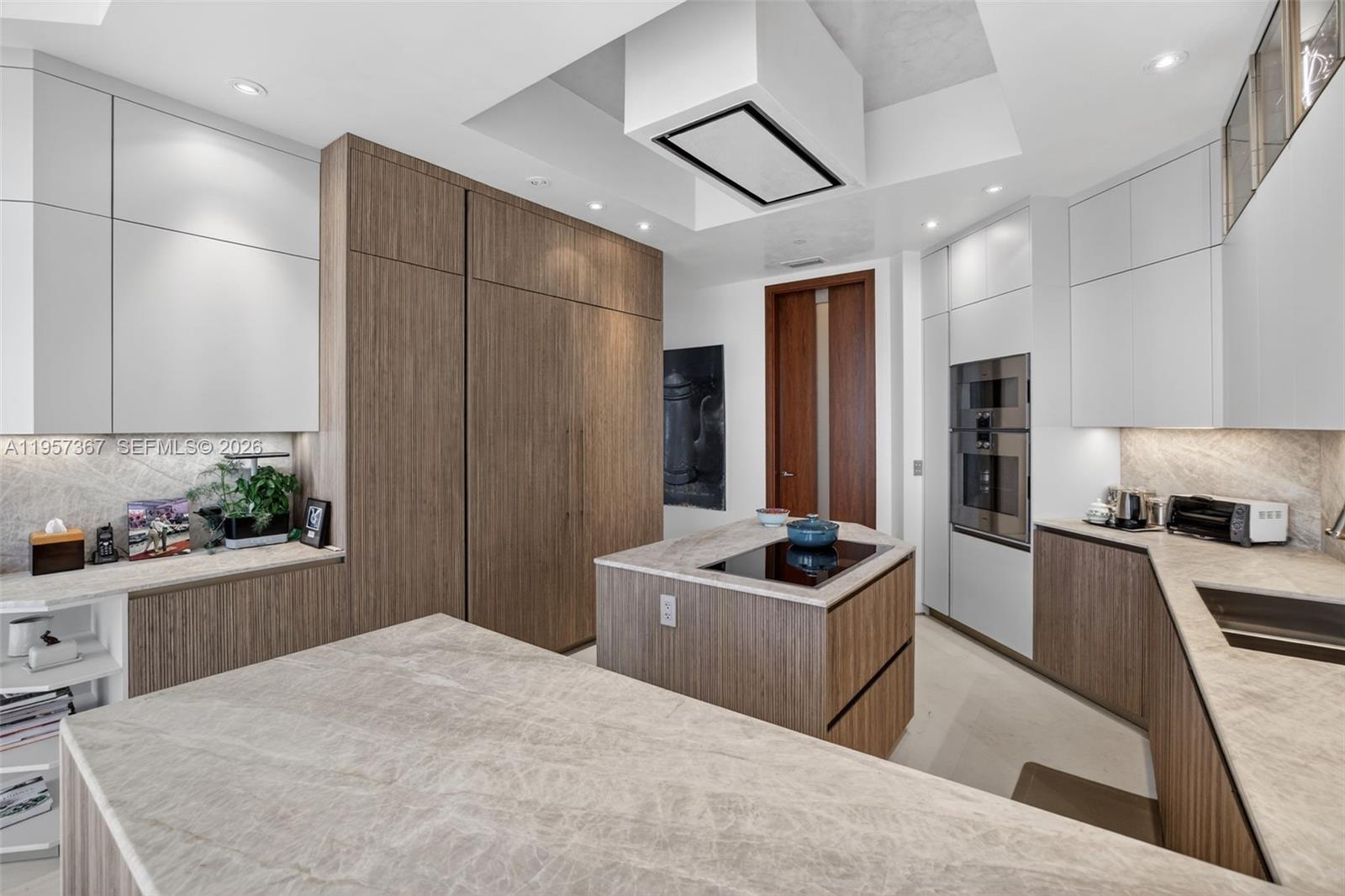 2600 ISL BLVD WILLIAMS IS - Residential