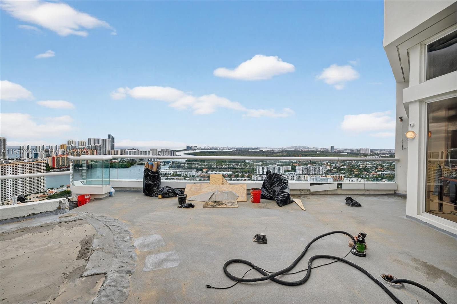 2600 ISL BLVD WILLIAMS IS - Residential