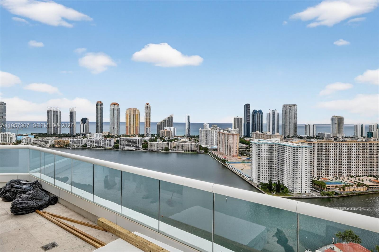 2600 ISL BLVD WILLIAMS IS - Residential