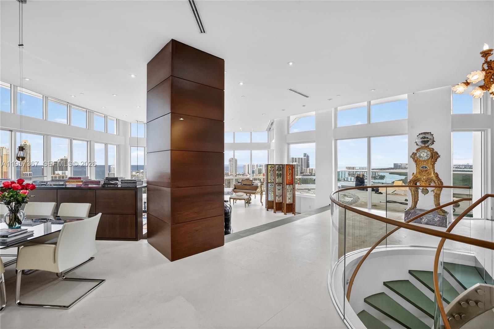 2600 ISL BLVD WILLIAMS IS - Residential