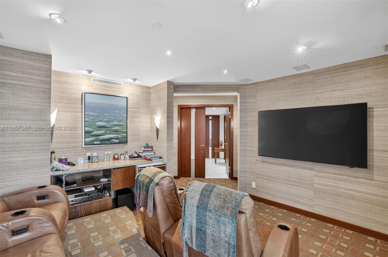 2600 ISL BLVD WILLIAMS IS - Residential