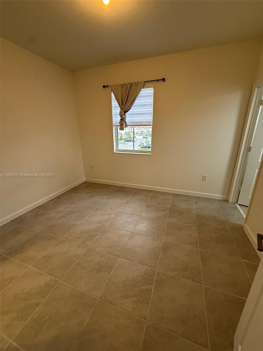 Lagos at Altamira - Residential Lease