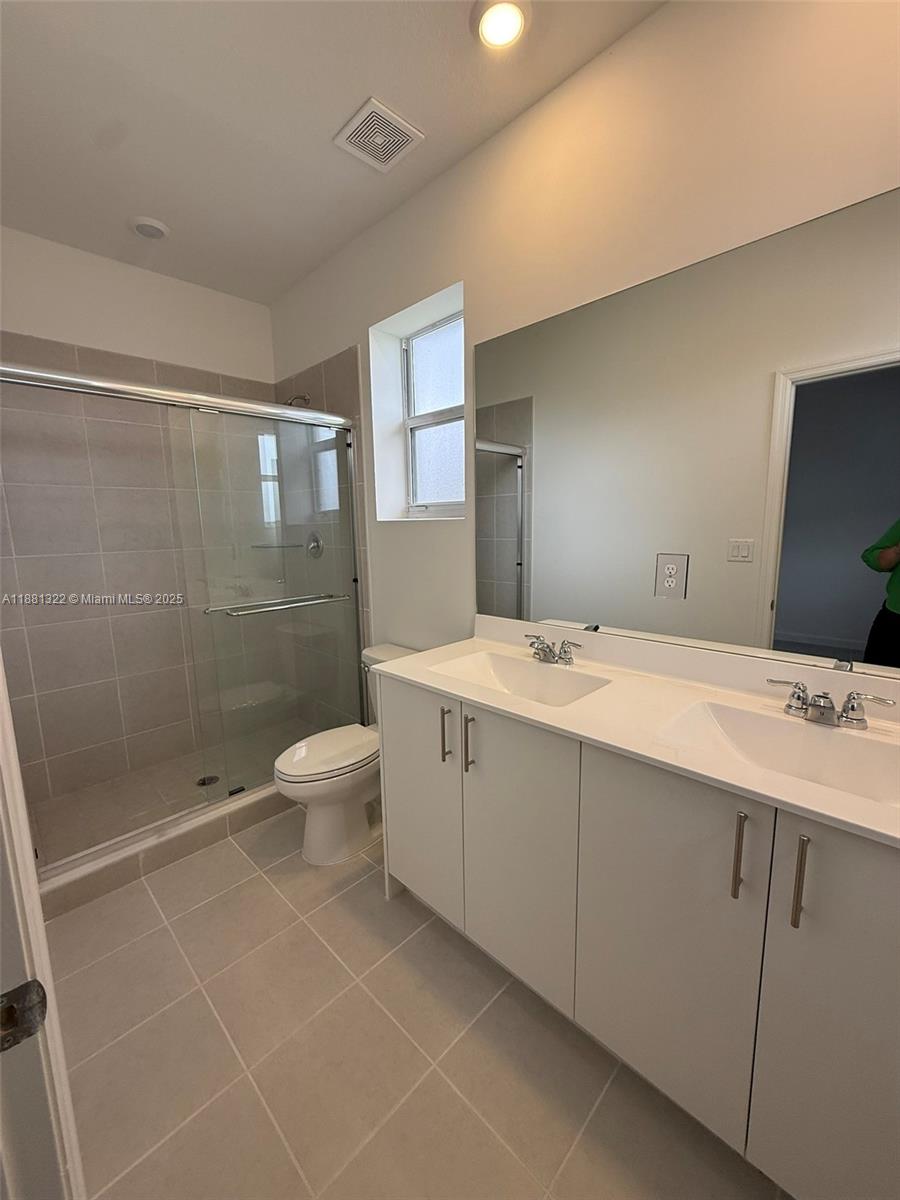 Lagos at Altamira - Residential Lease