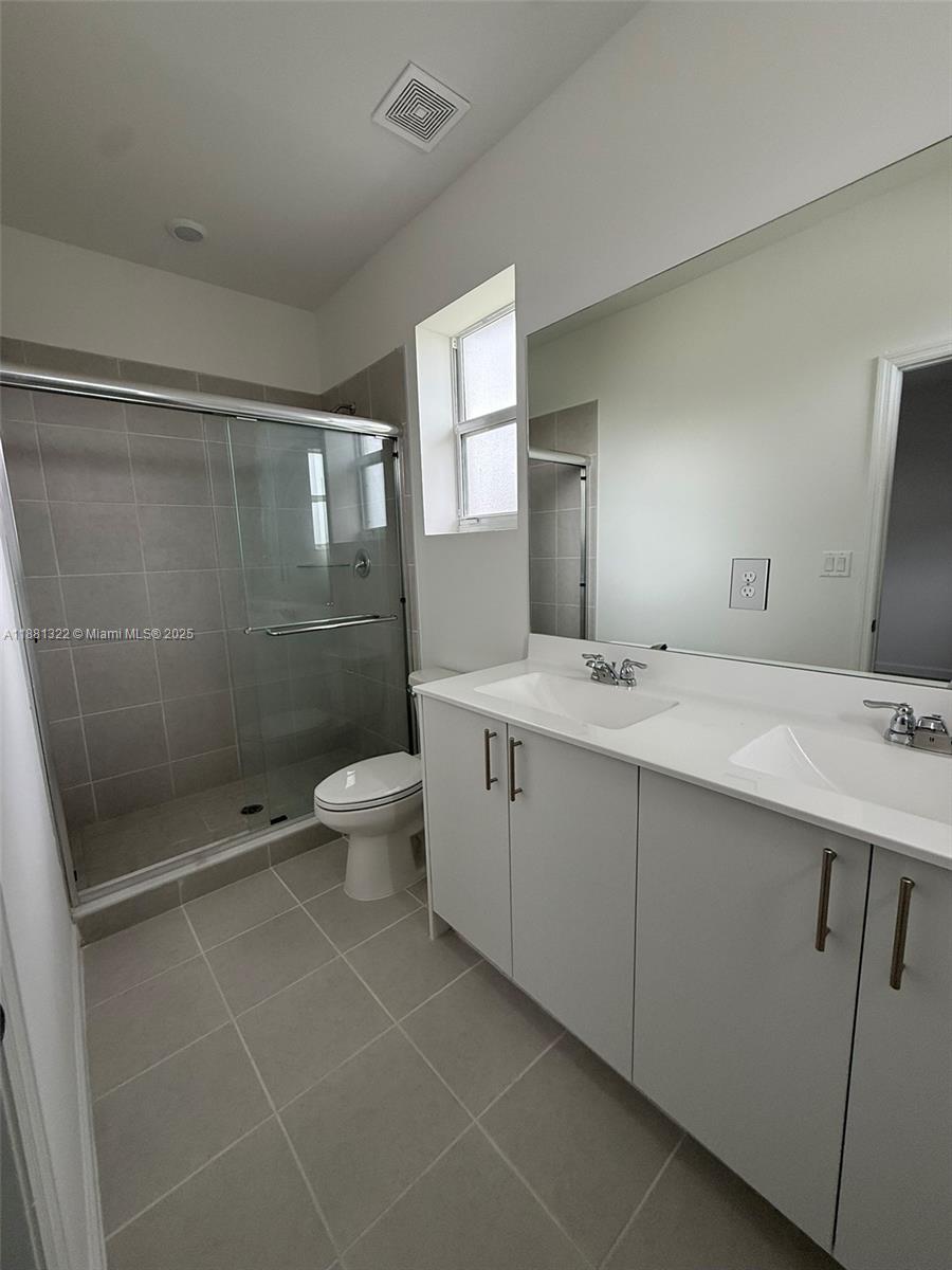 Lagos at Altamira - Residential Lease