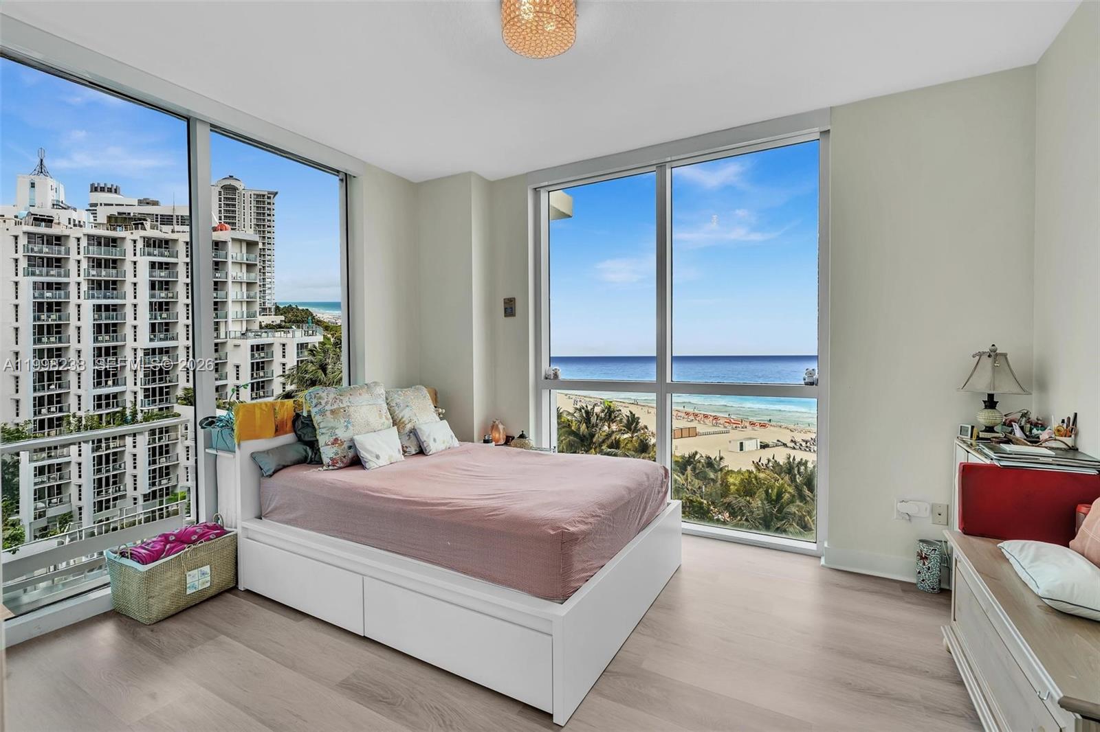 MOSAIC ON MIAMI BEACH CON - Residential