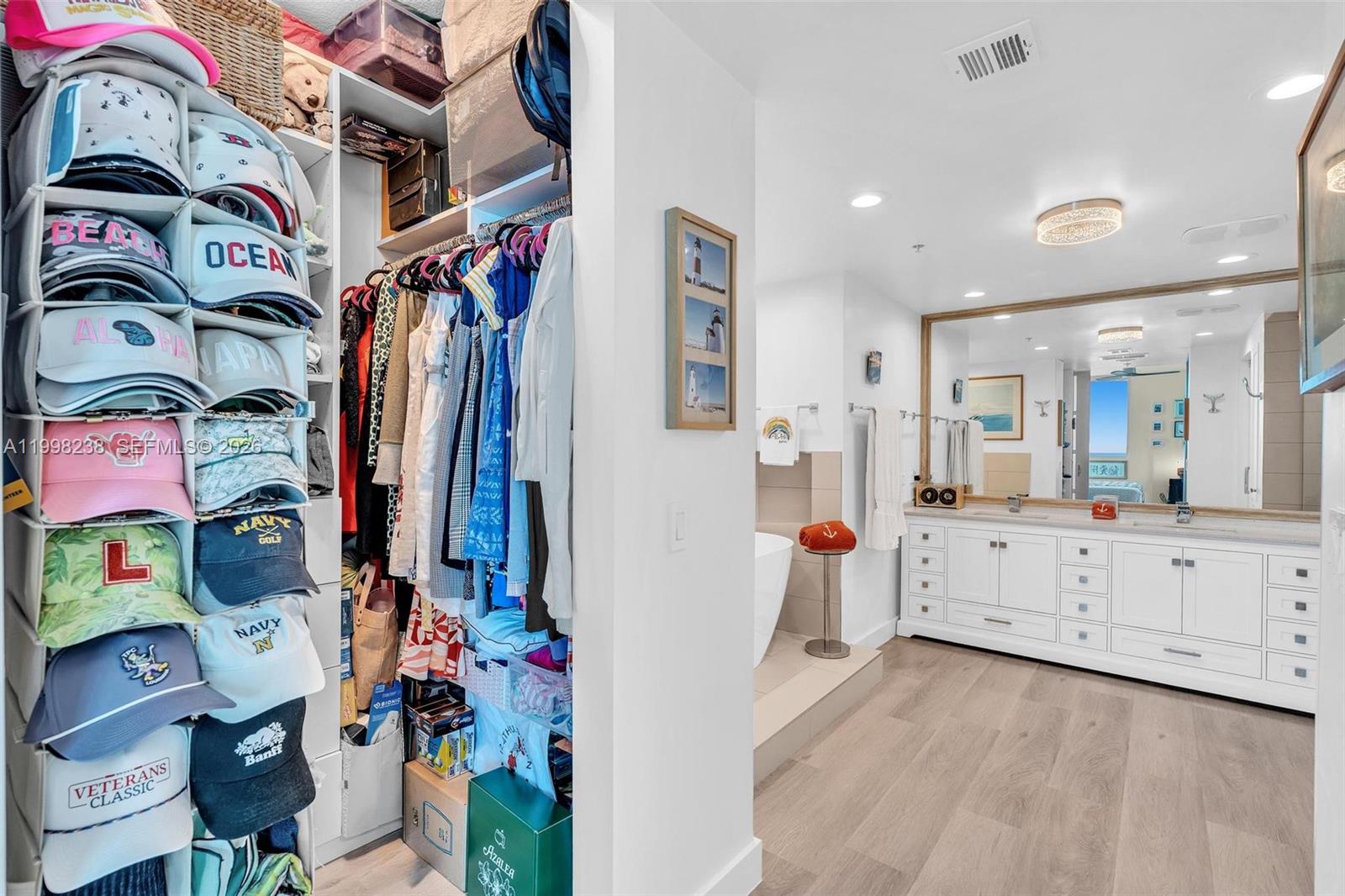 MOSAIC ON MIAMI BEACH CON - Residential