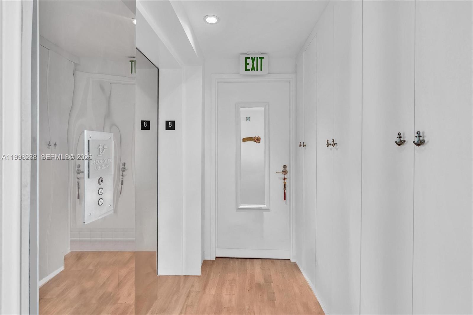 MOSAIC ON MIAMI BEACH CON - Residential