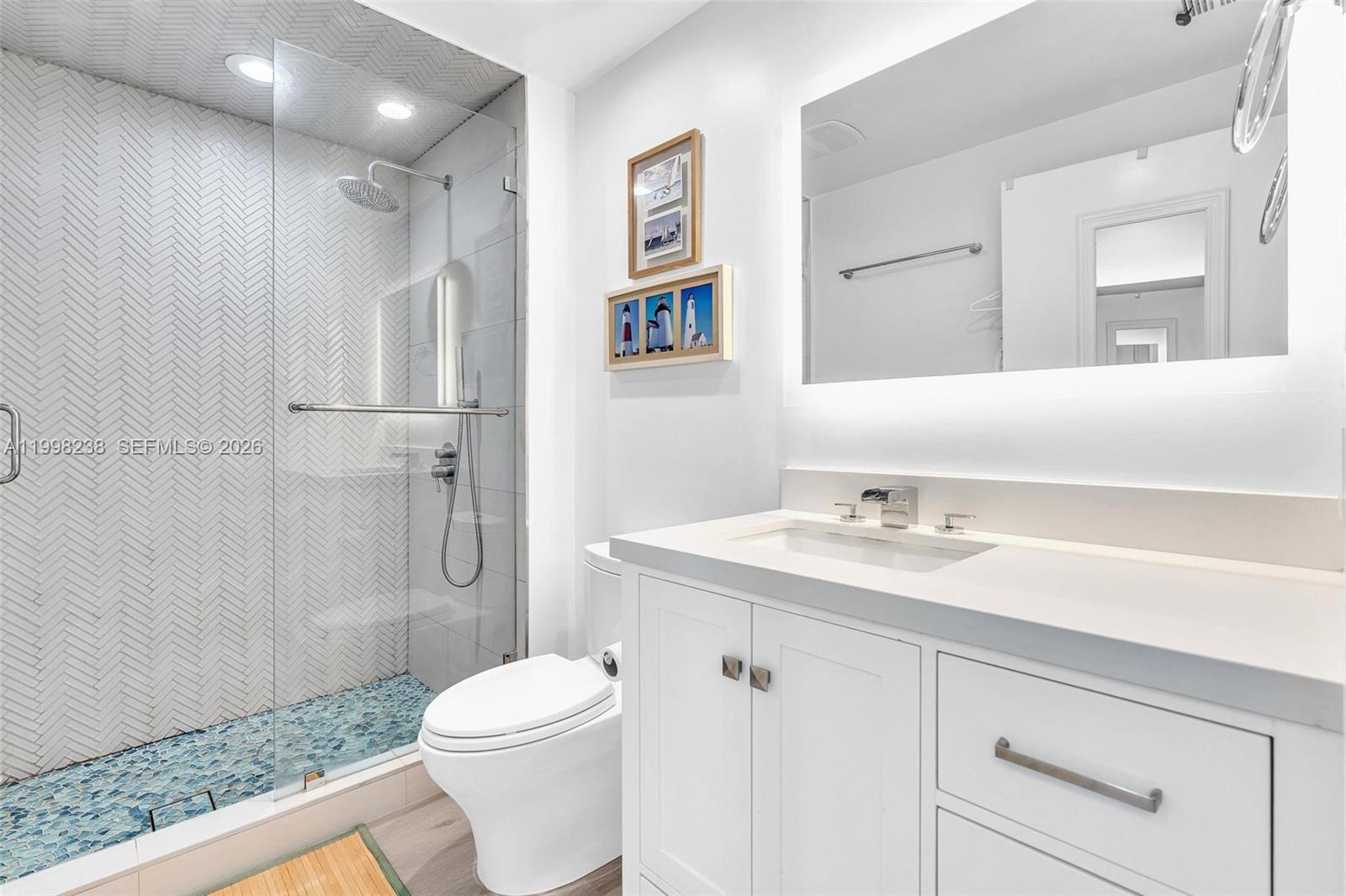 MOSAIC ON MIAMI BEACH CON - Residential