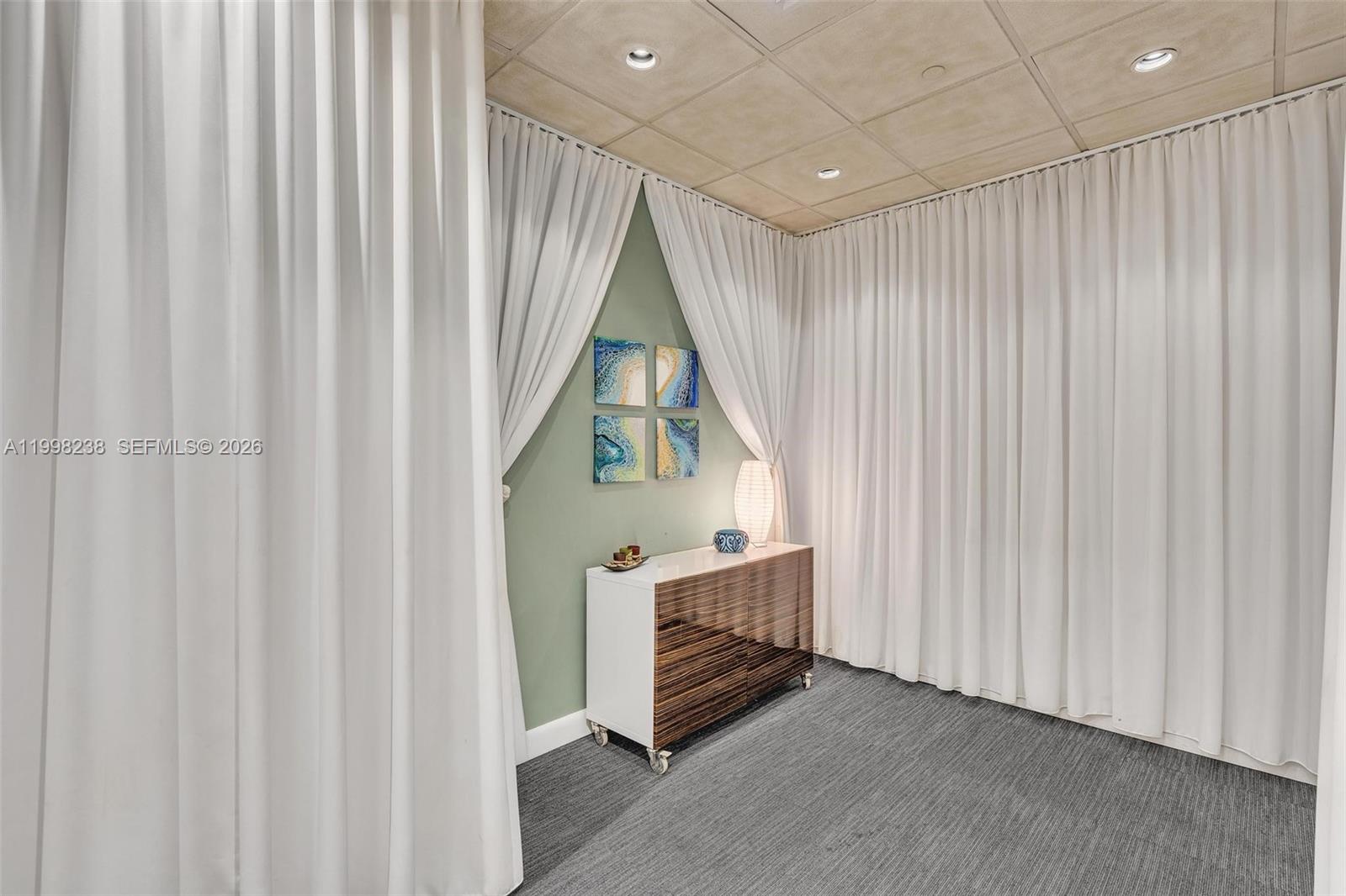 MOSAIC ON MIAMI BEACH CON - Residential