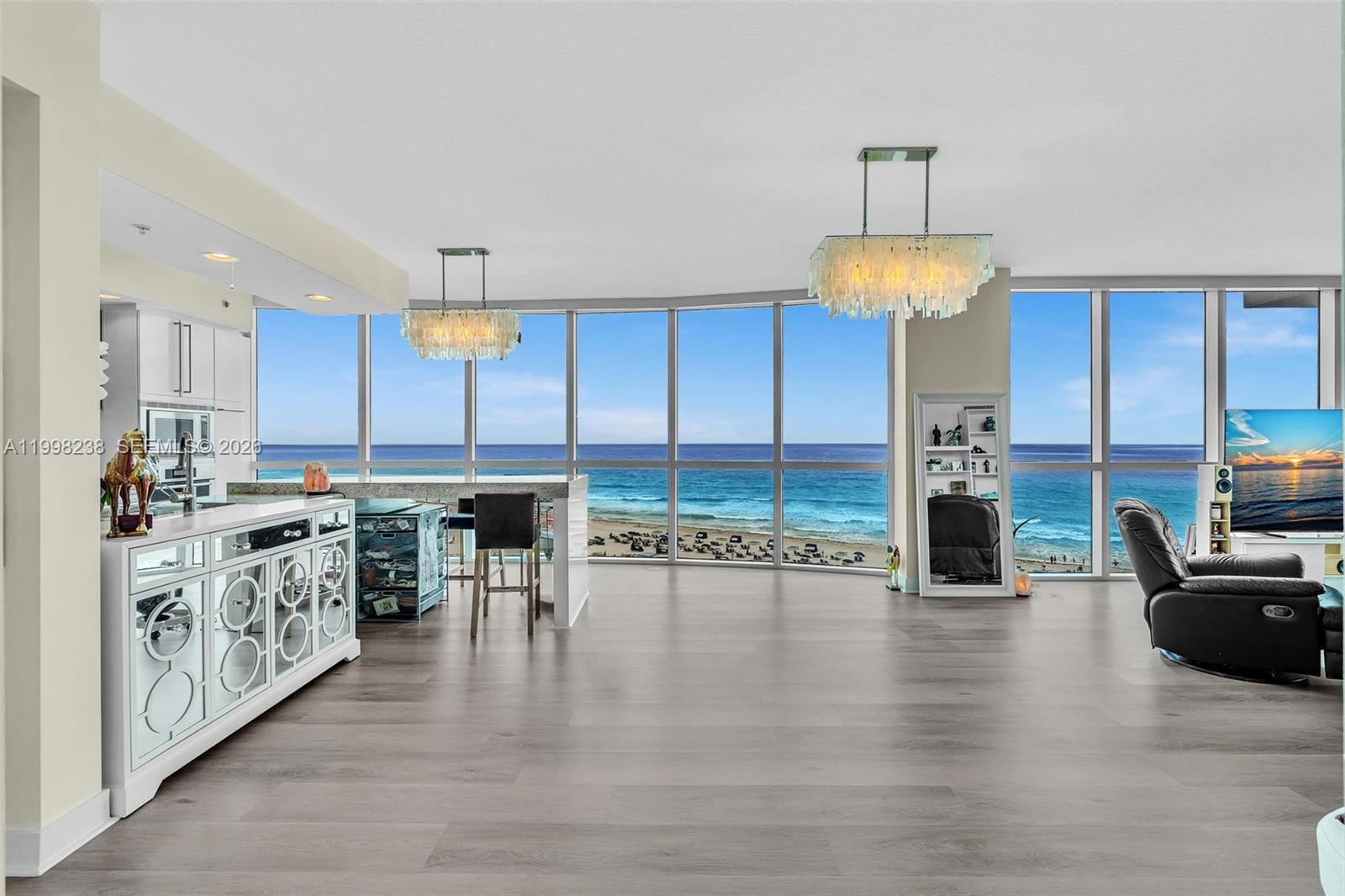 MOSAIC ON MIAMI BEACH CON - Residential