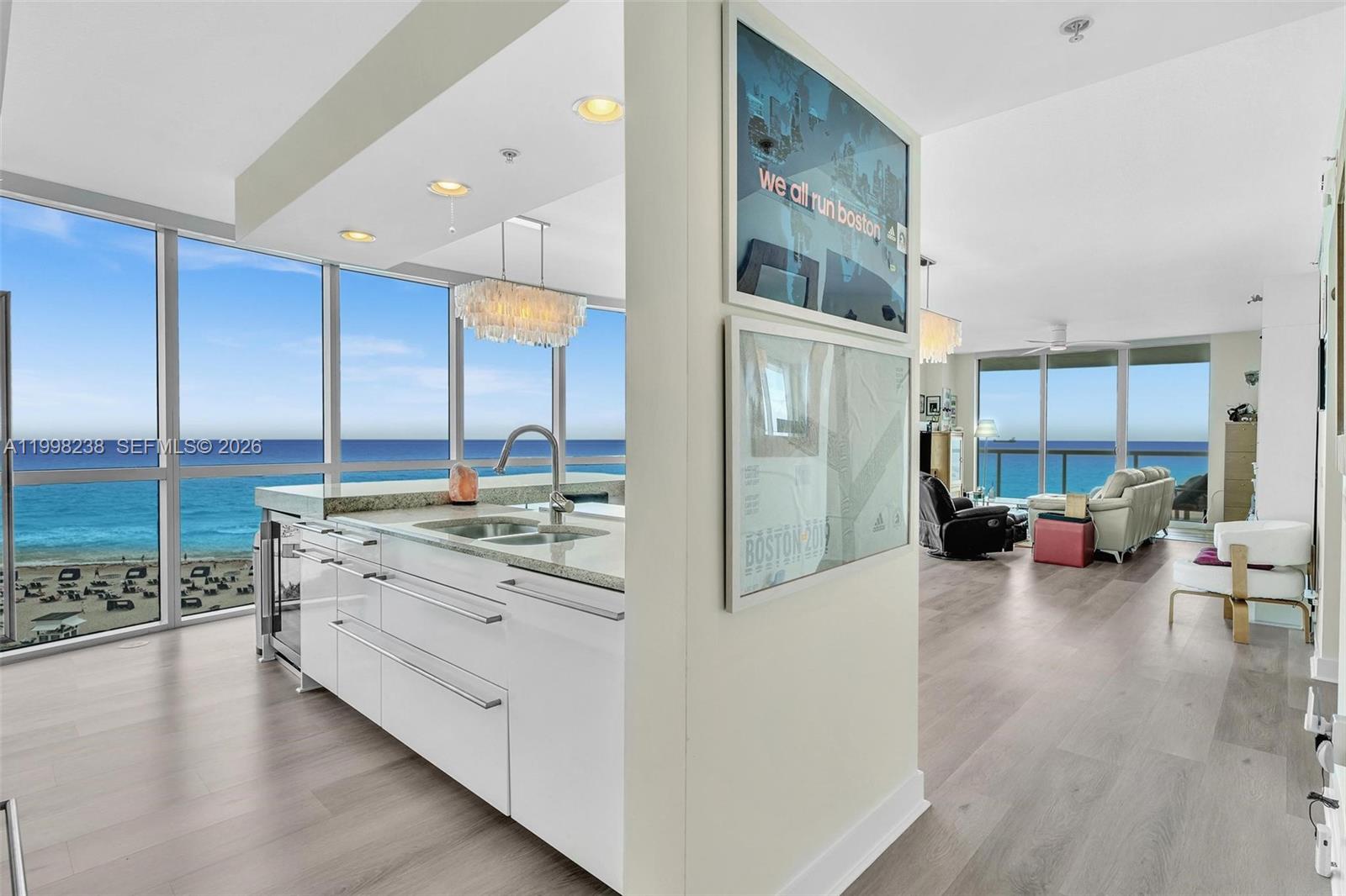 MOSAIC ON MIAMI BEACH CON - Residential