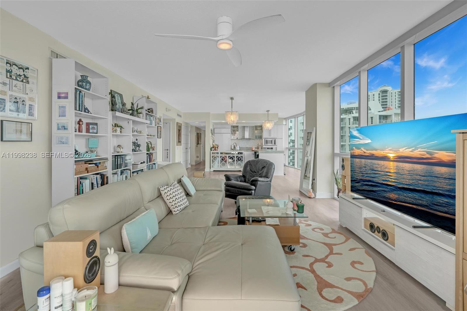 MOSAIC ON MIAMI BEACH CON - Residential