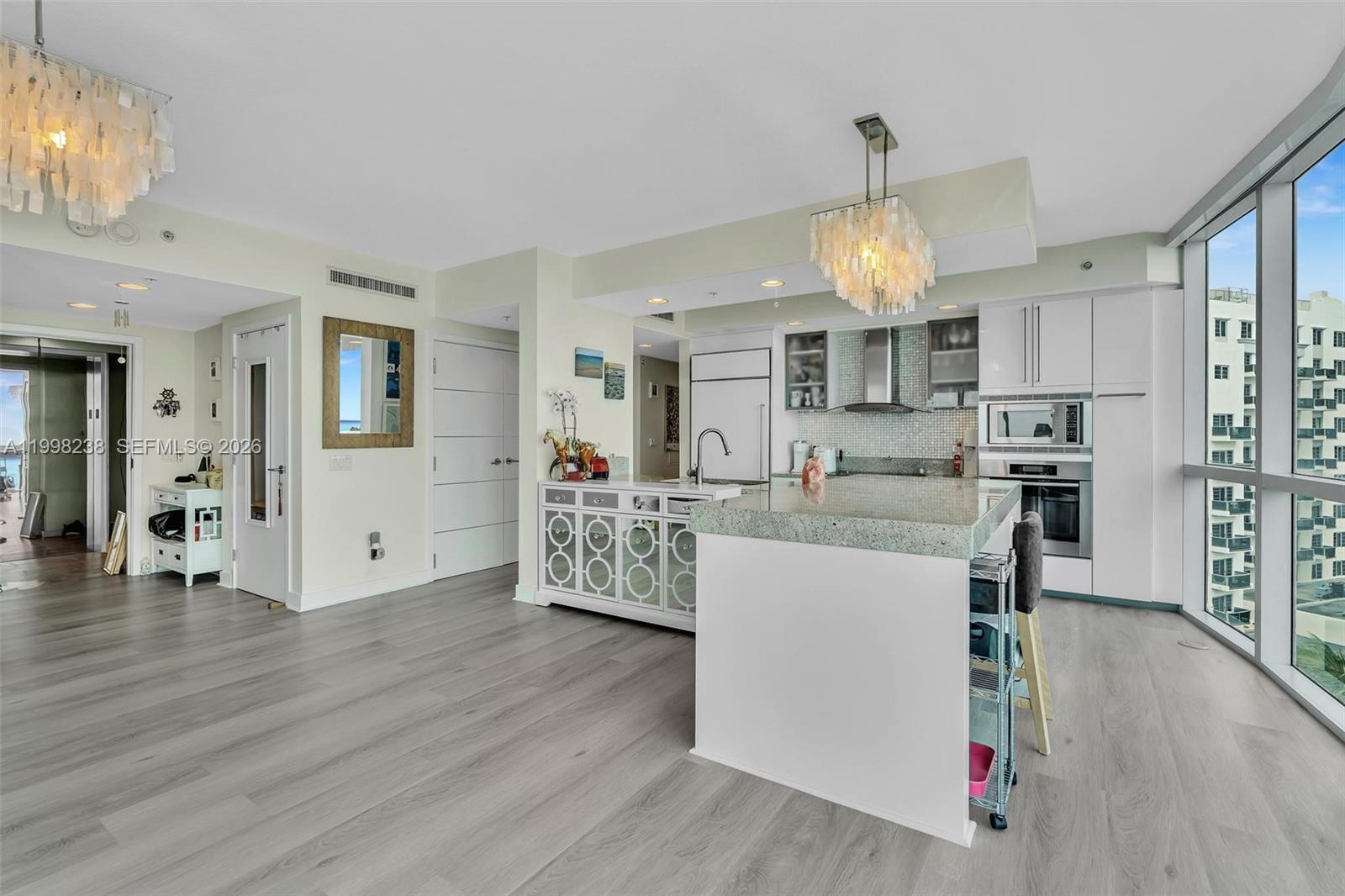 MOSAIC ON MIAMI BEACH CON - Residential