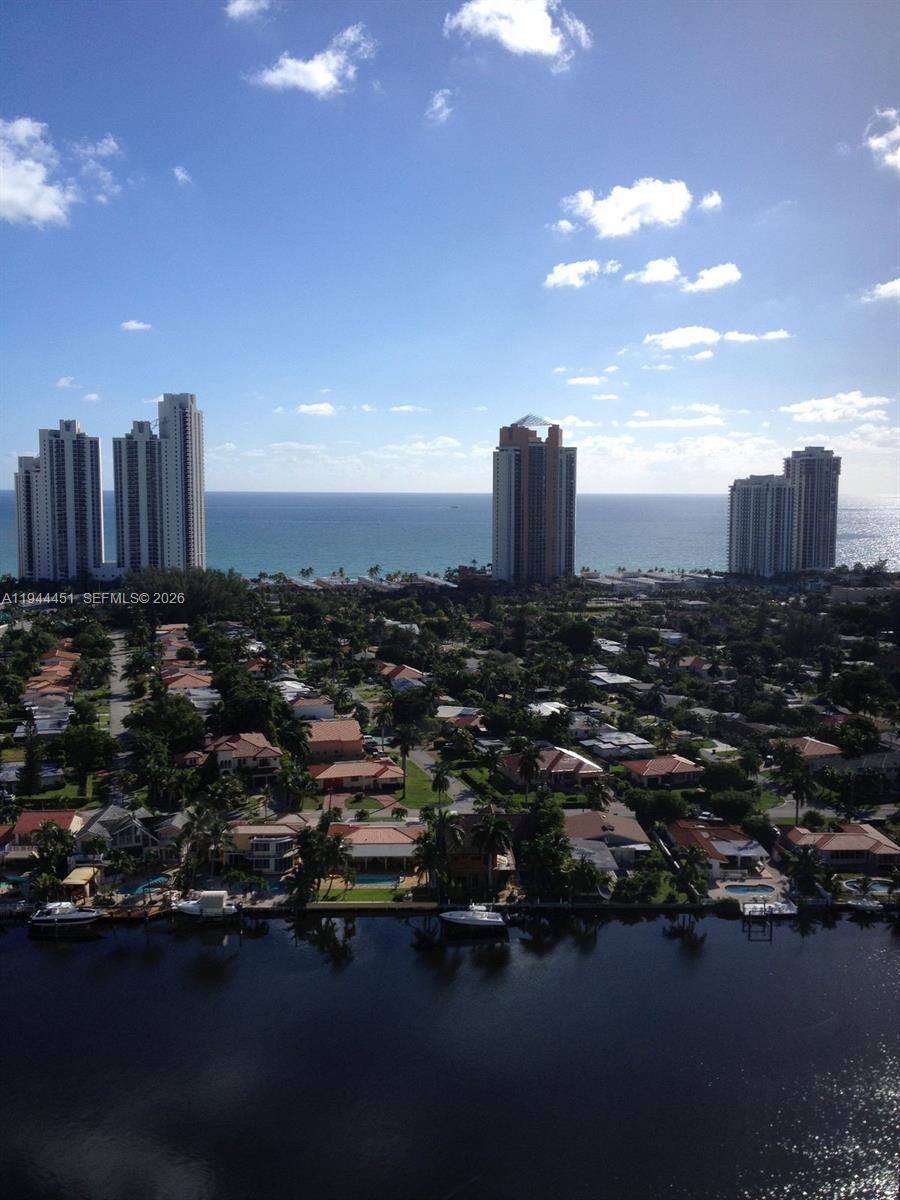 MYSTIC POINTE CONDO NO TH - Residential Lease