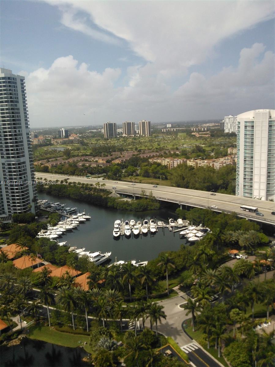 MYSTIC POINTE CONDO NO TH - Residential Lease