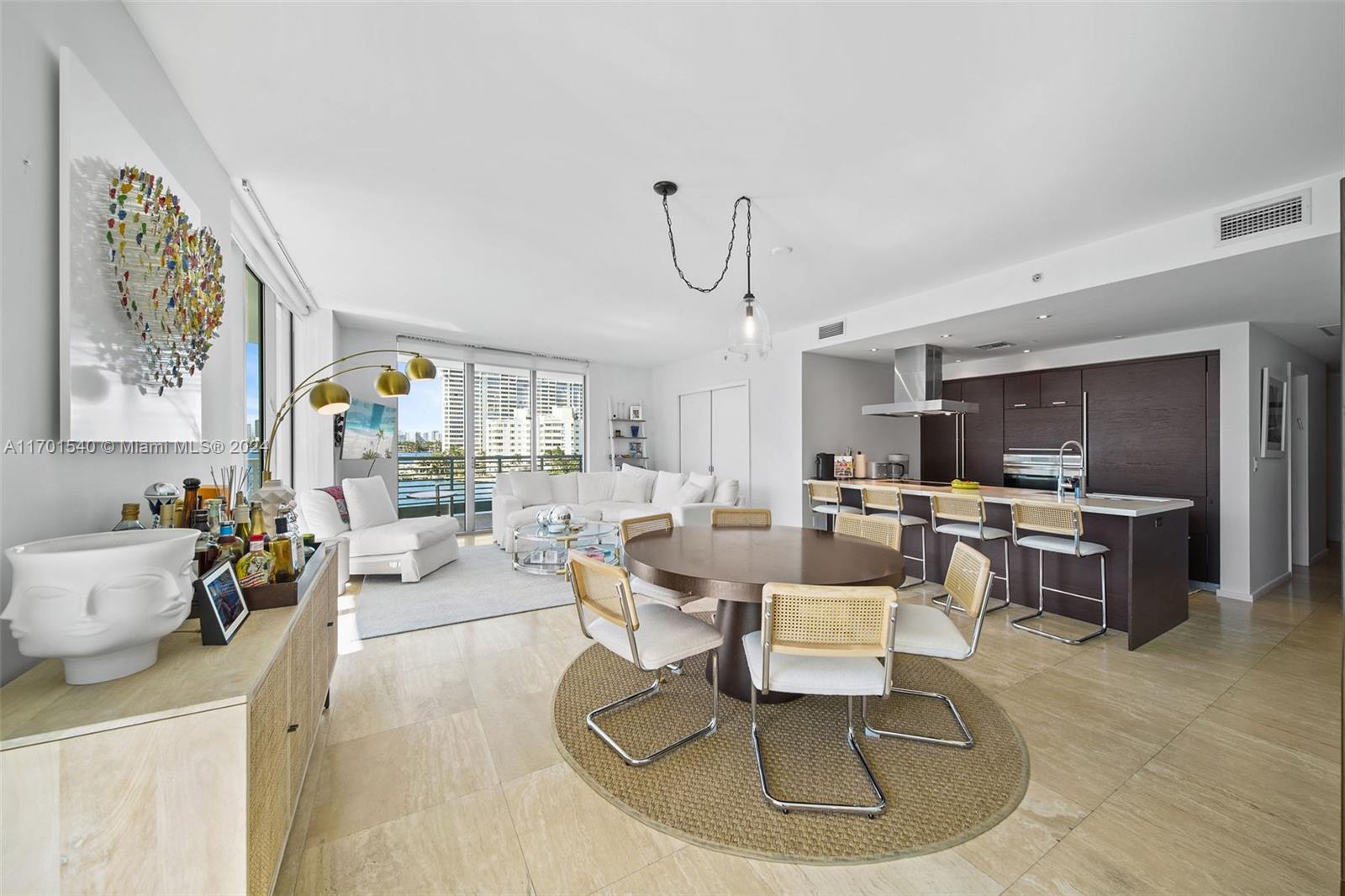 CAPRI SOUTH BEACH CONDO - Residential