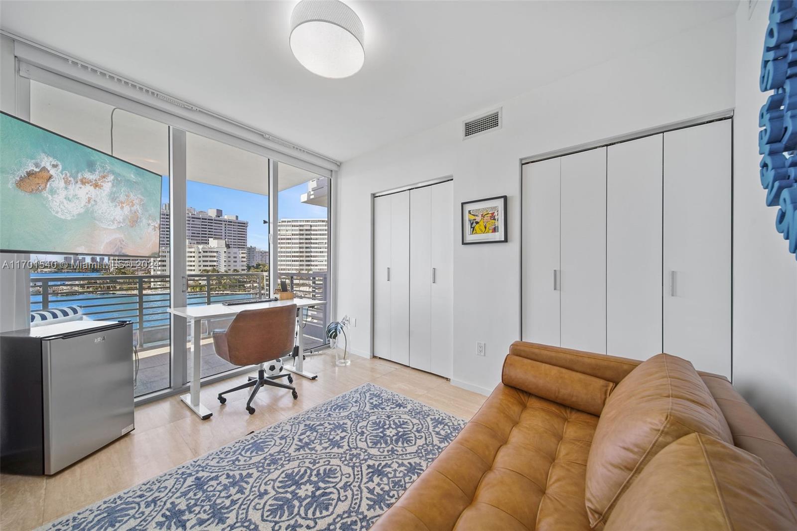 CAPRI SOUTH BEACH CONDO - Residential