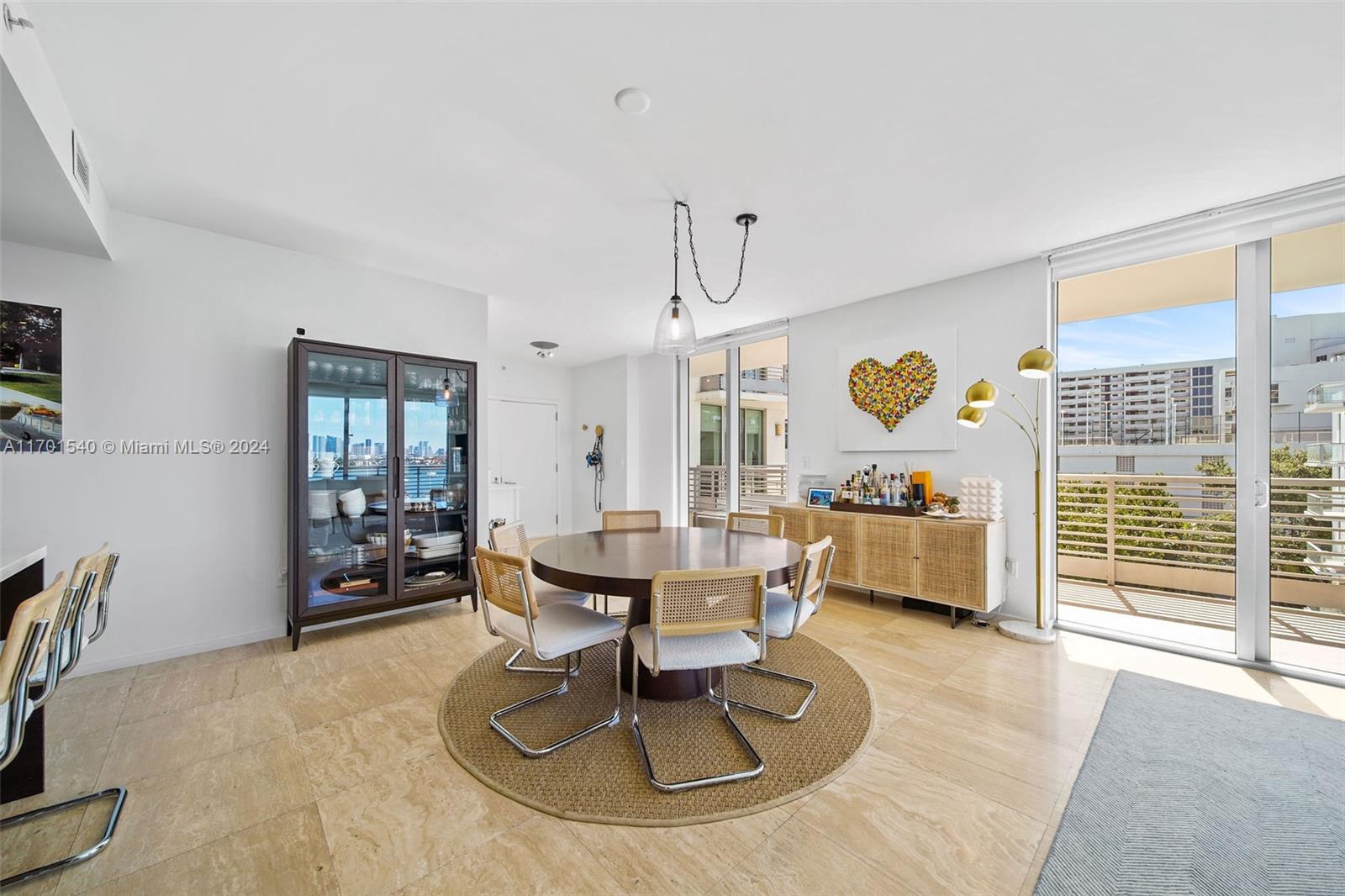 CAPRI SOUTH BEACH CONDO - Residential