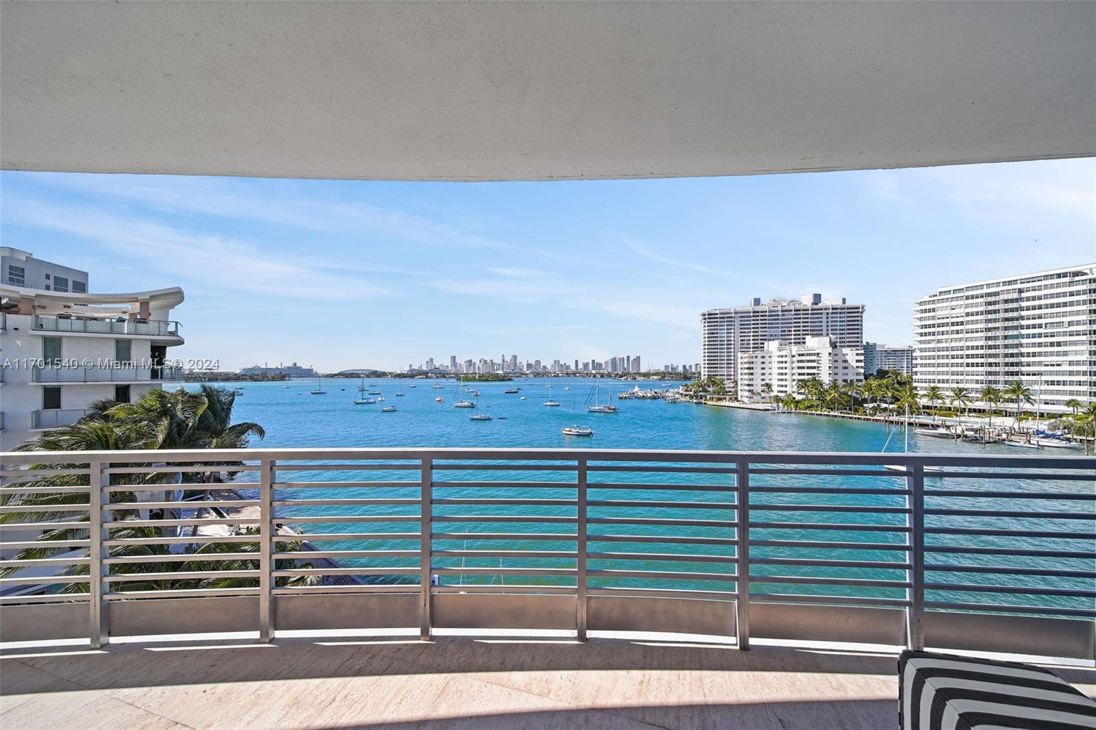 1445 16th St 602, Miami Beach, Miami-Dade County, Florida - 3 Bedrooms  
3 Bathrooms - 