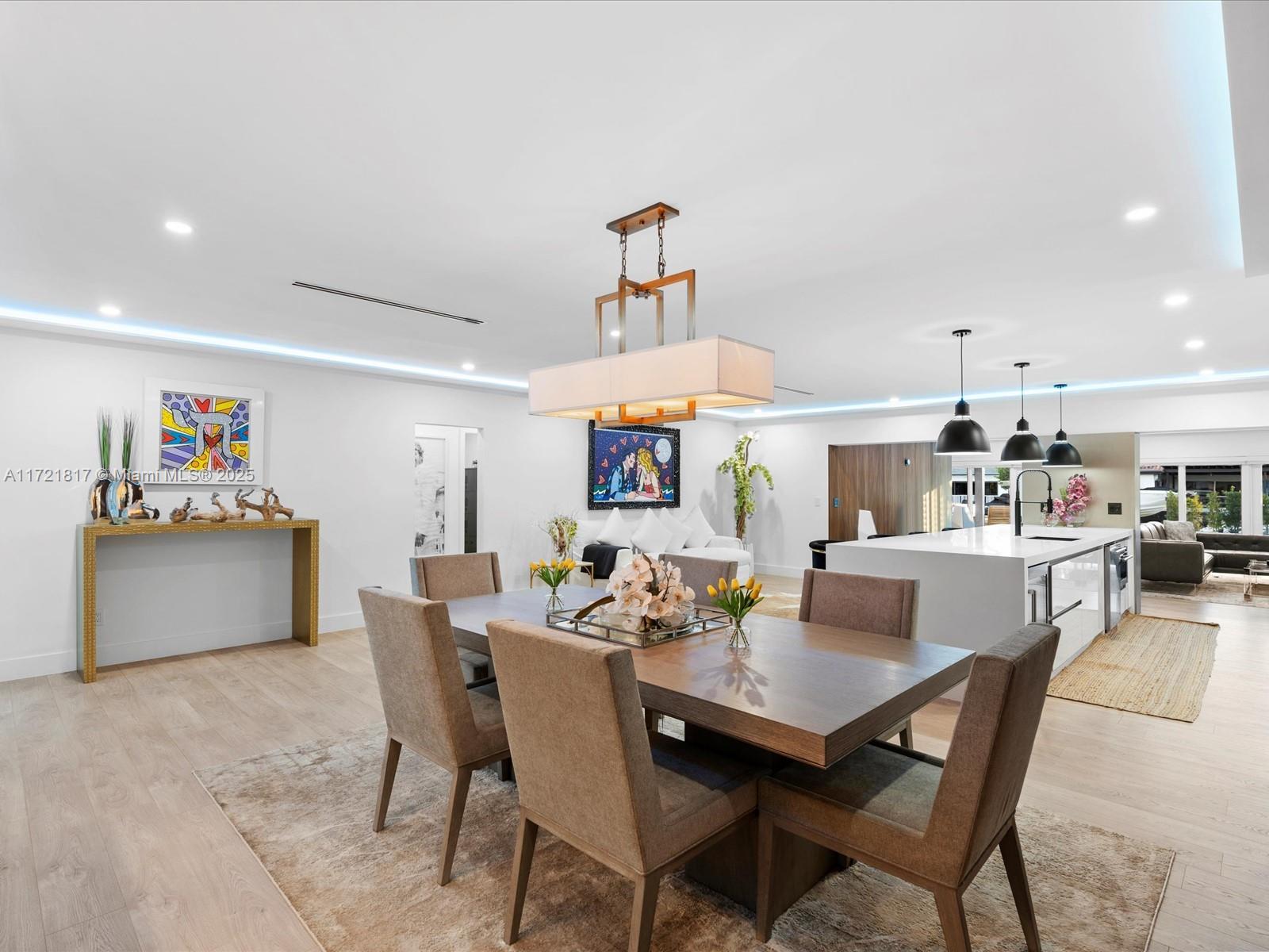 BISCAYNE POINT - Residential