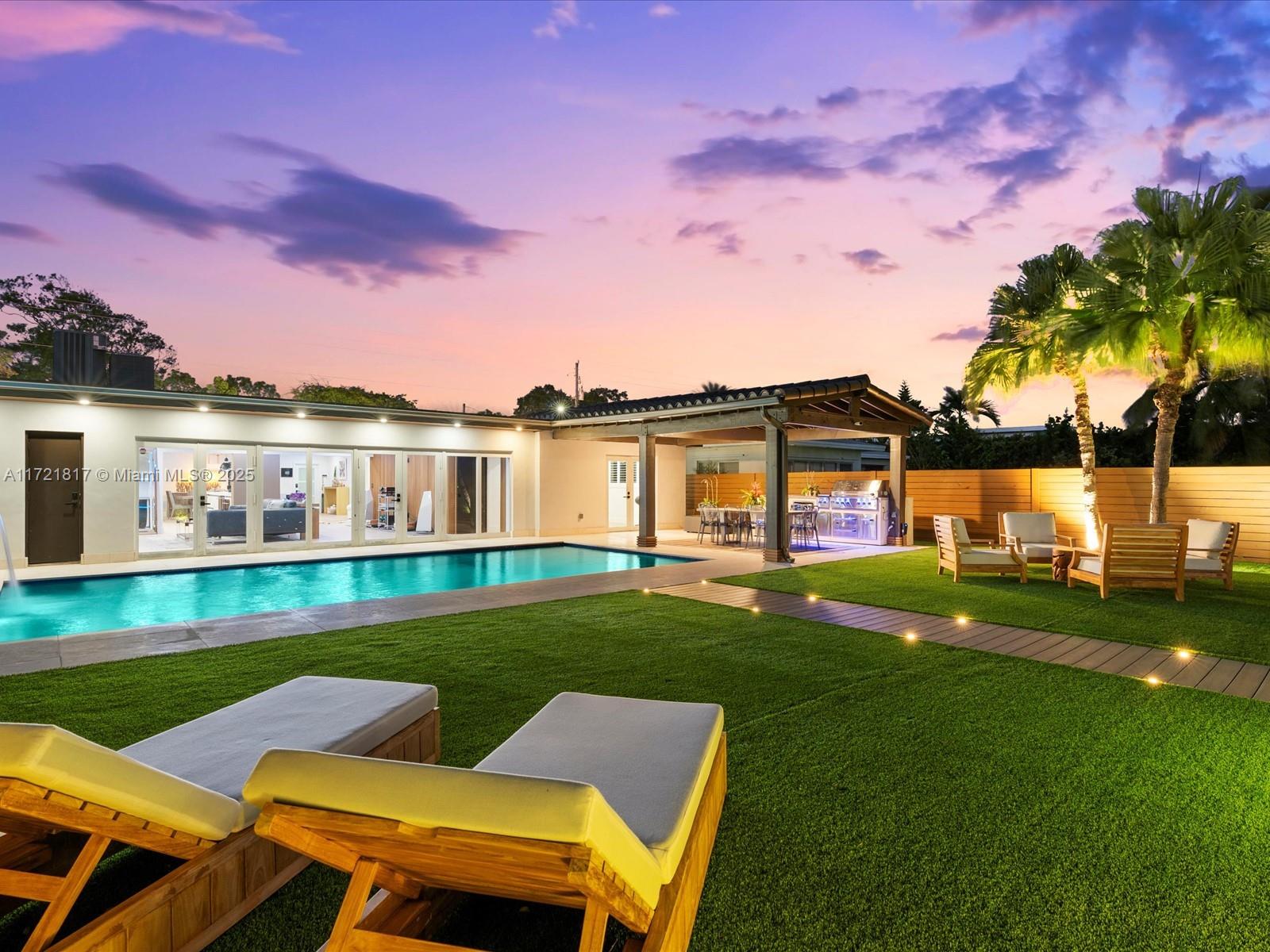 BISCAYNE POINT - Residential