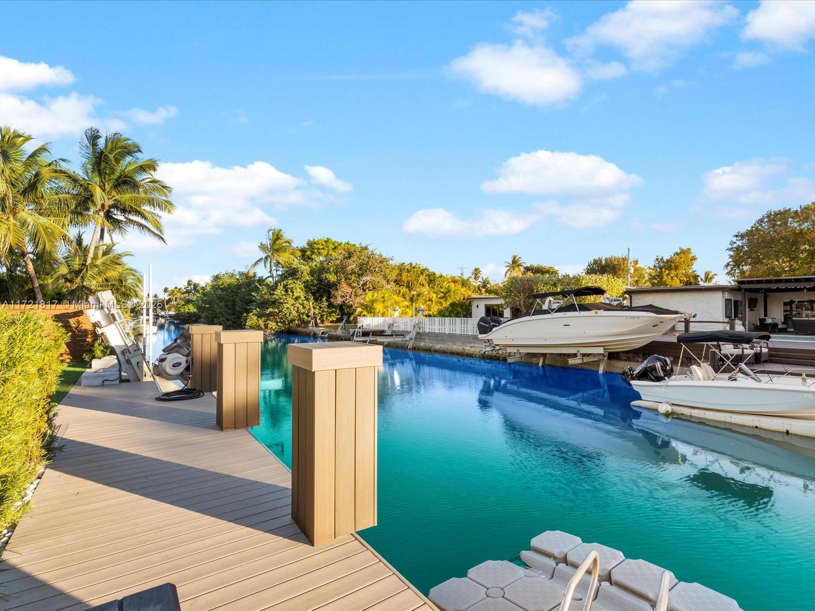 BISCAYNE POINT - Residential