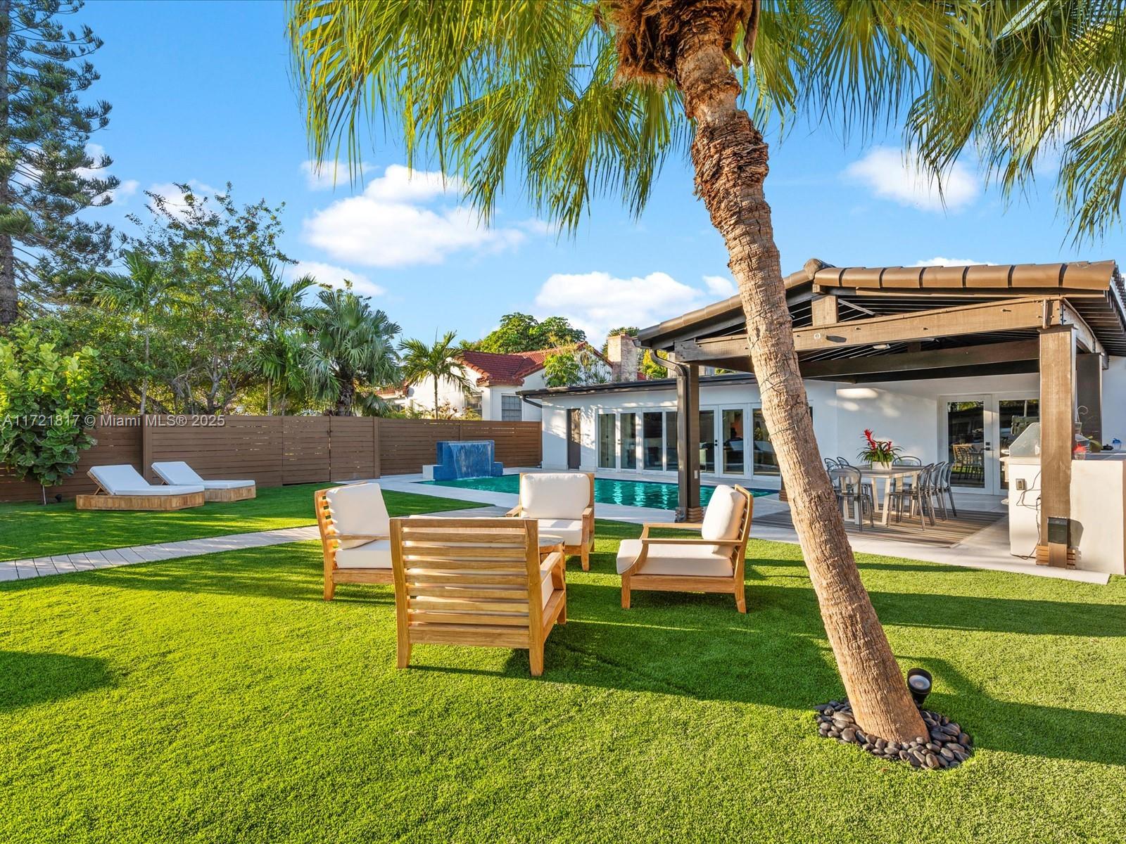 BISCAYNE POINT - Residential