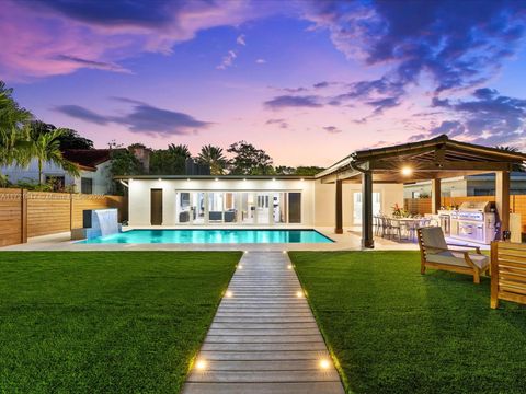 1560 Cleveland Road Miami Beach FL 33141