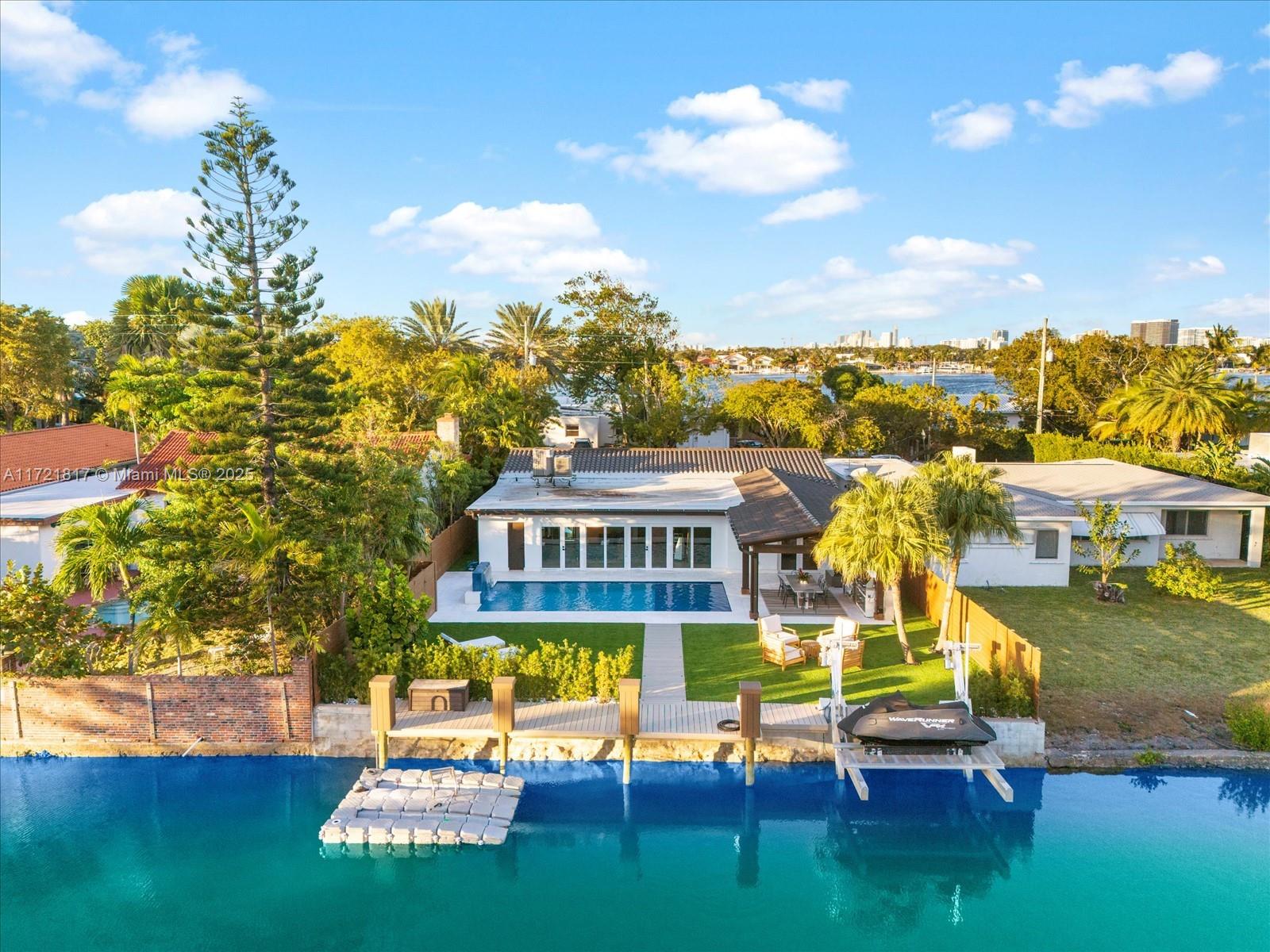 BISCAYNE POINT - Residential