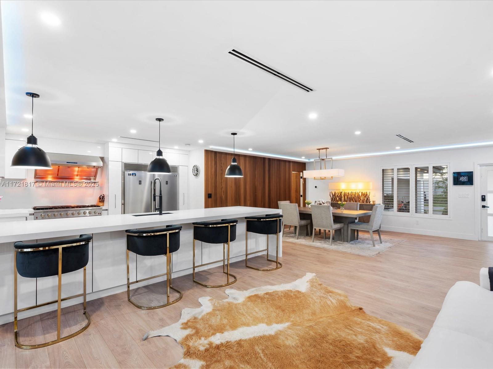 BISCAYNE POINT - Residential