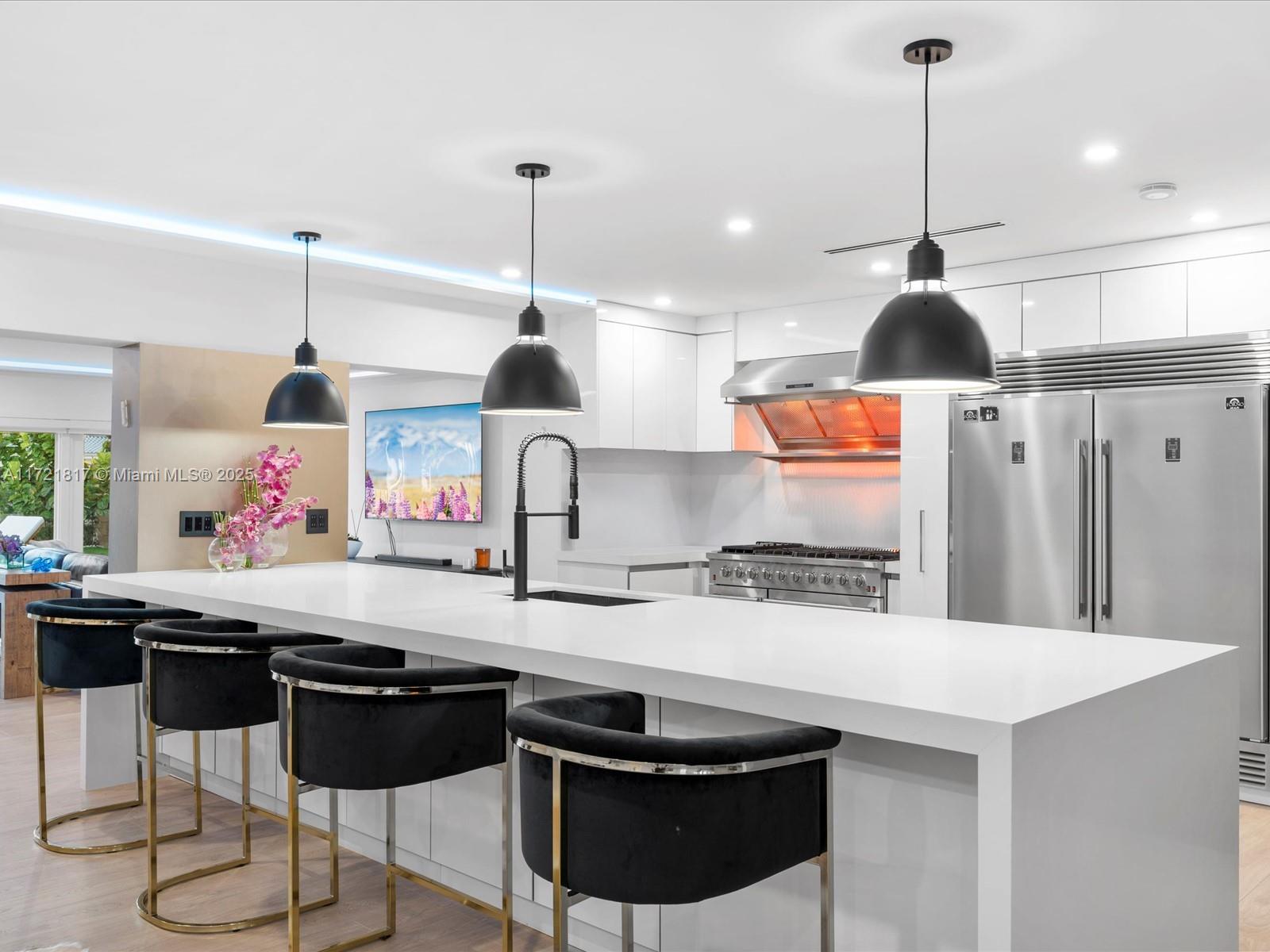 BISCAYNE POINT - Residential