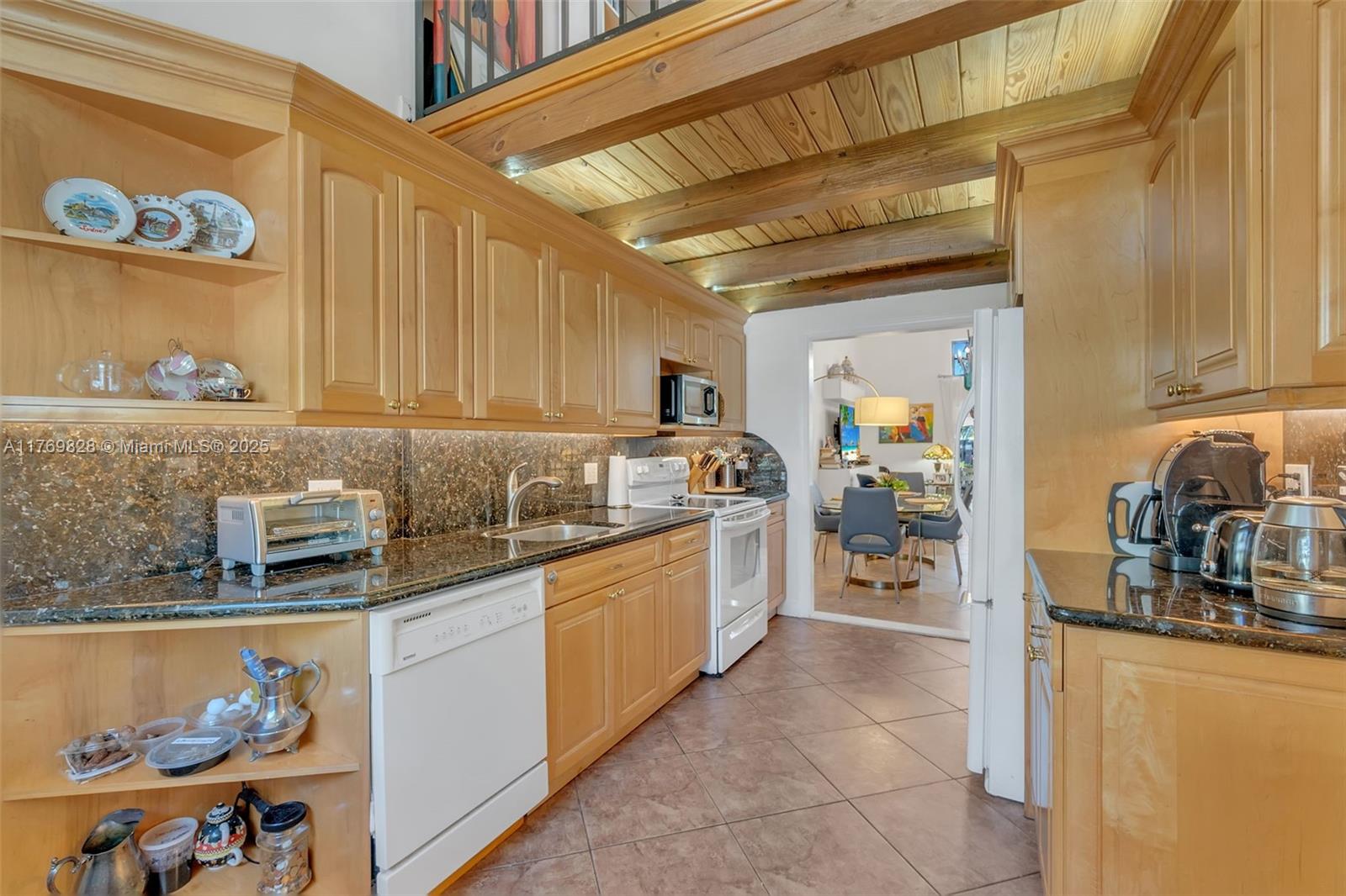 2840 S Oakland Forest Dr 2501