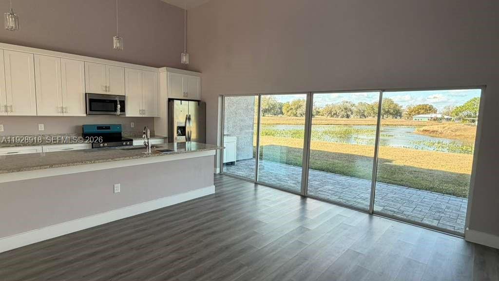 SPRING LAKE VILLAGE V - Residential