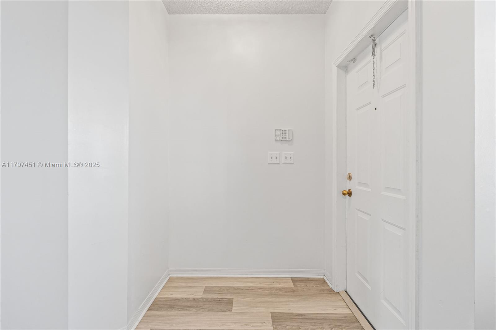 TOWNGATE CONDO TEN - Residential