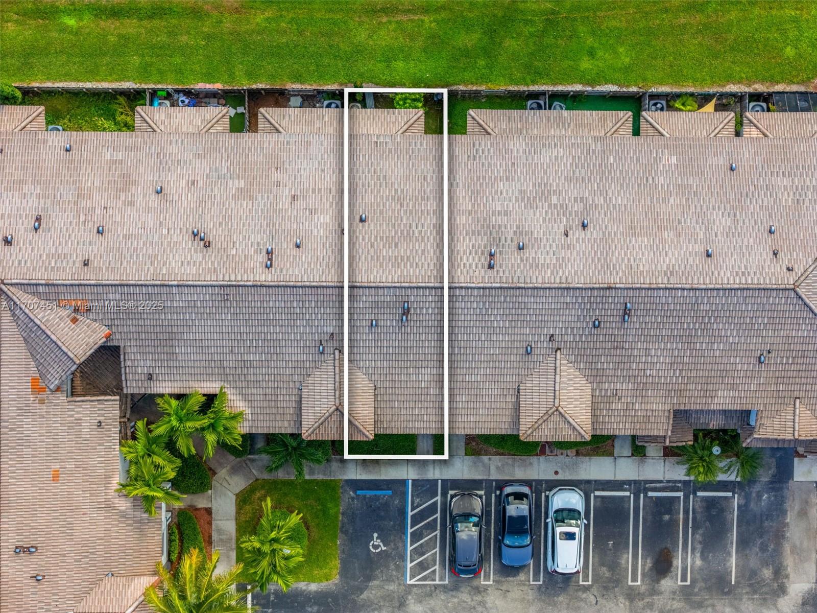 TOWNGATE CONDO TEN - Residential