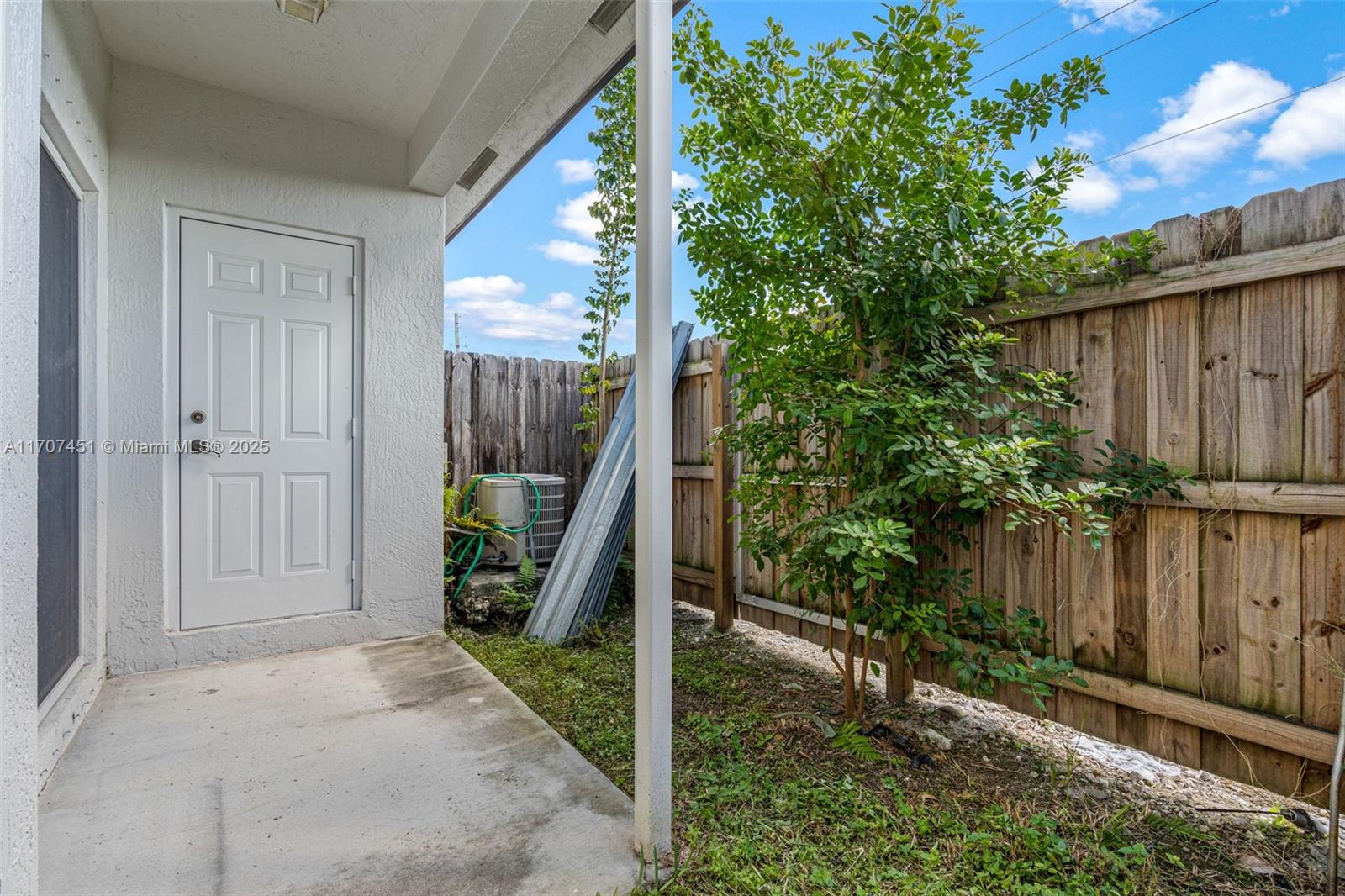 TOWNGATE CONDO TEN - Residential