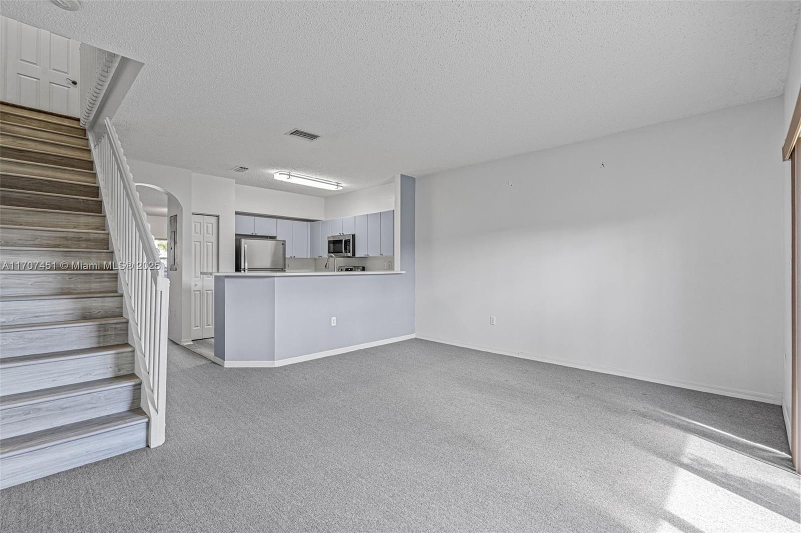 TOWNGATE CONDO TEN - Residential