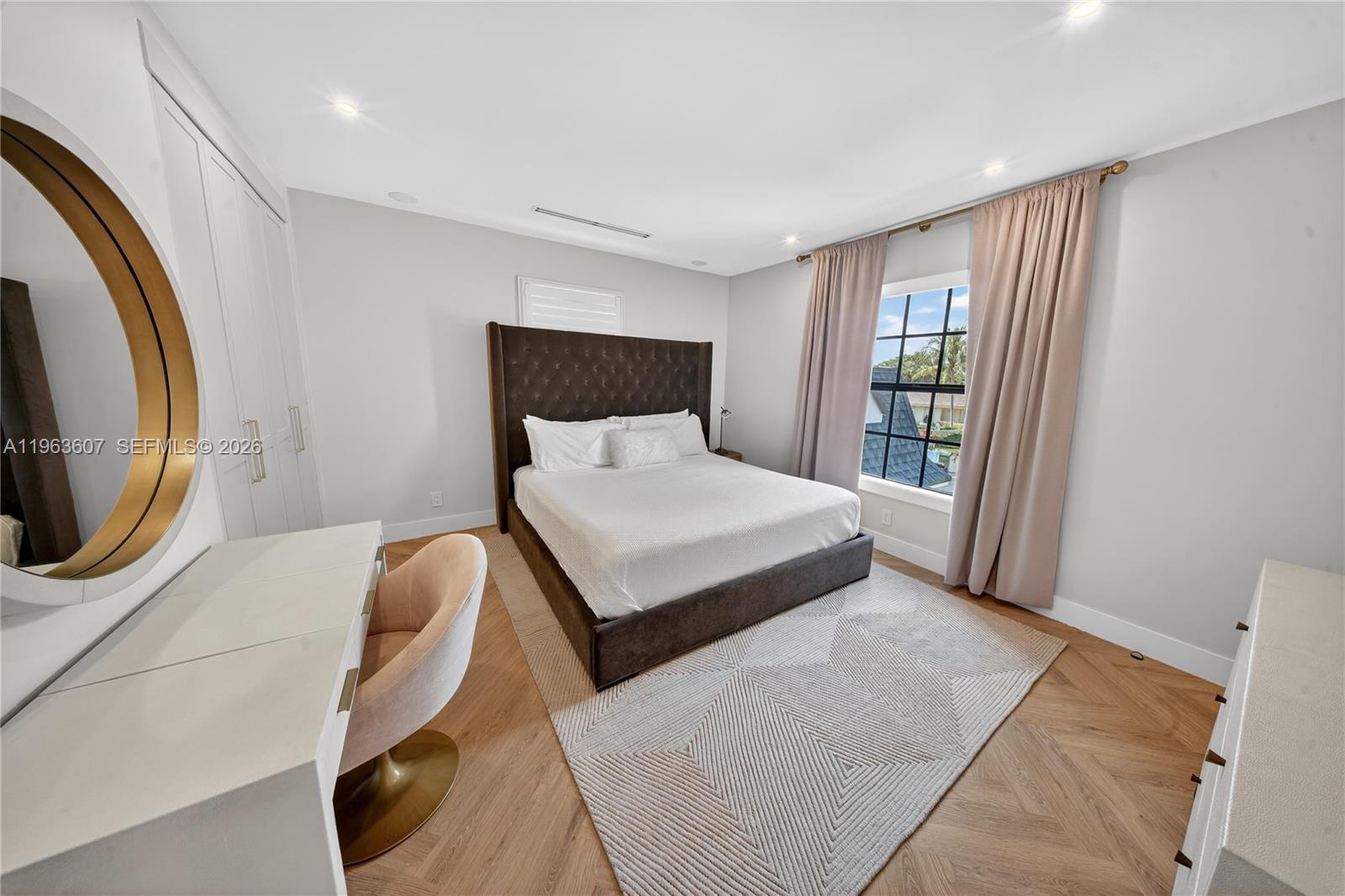 CORAL RIDGE COUNTRY CLUB - Residential