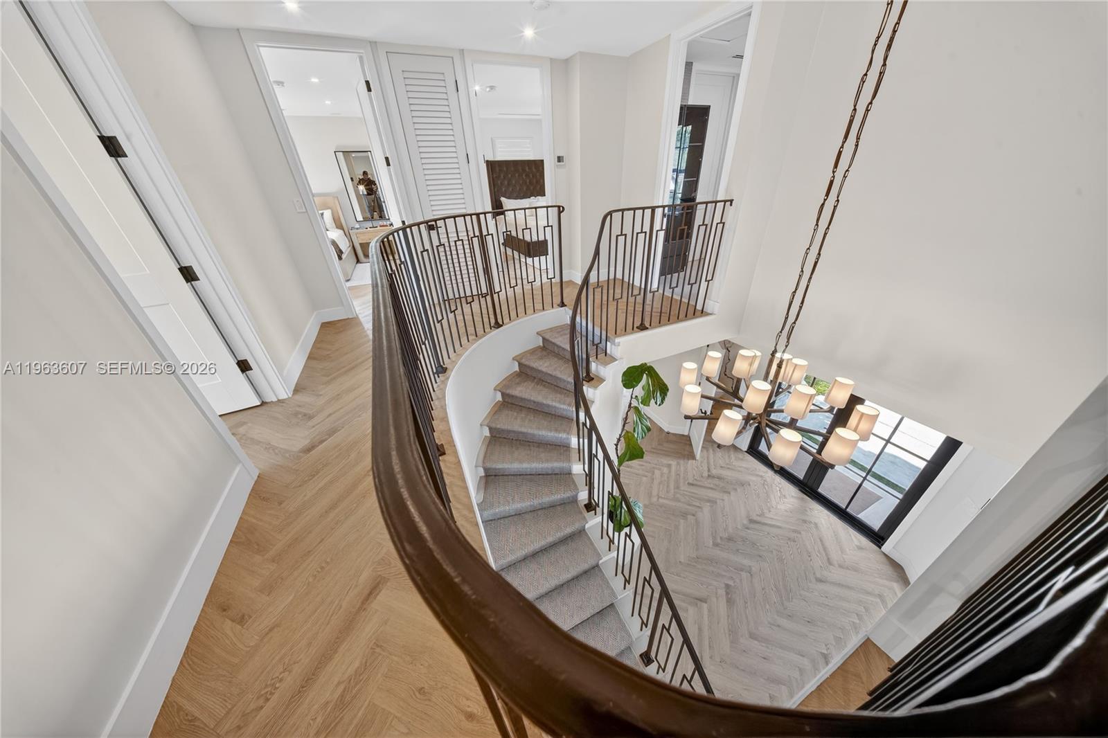 CORAL RIDGE COUNTRY CLUB - Residential