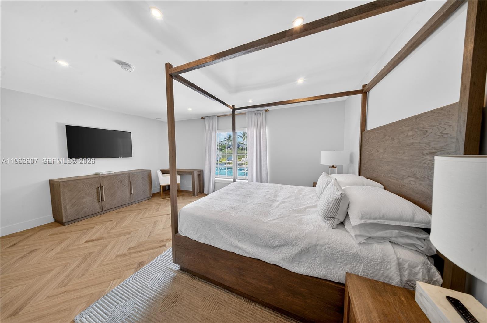 CORAL RIDGE COUNTRY CLUB - Residential