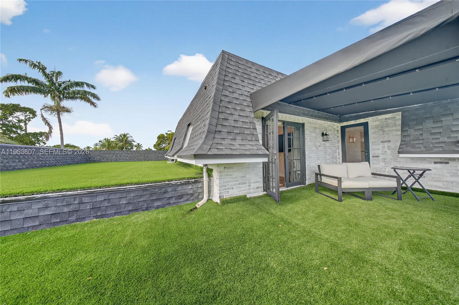 CORAL RIDGE COUNTRY CLUB - Residential