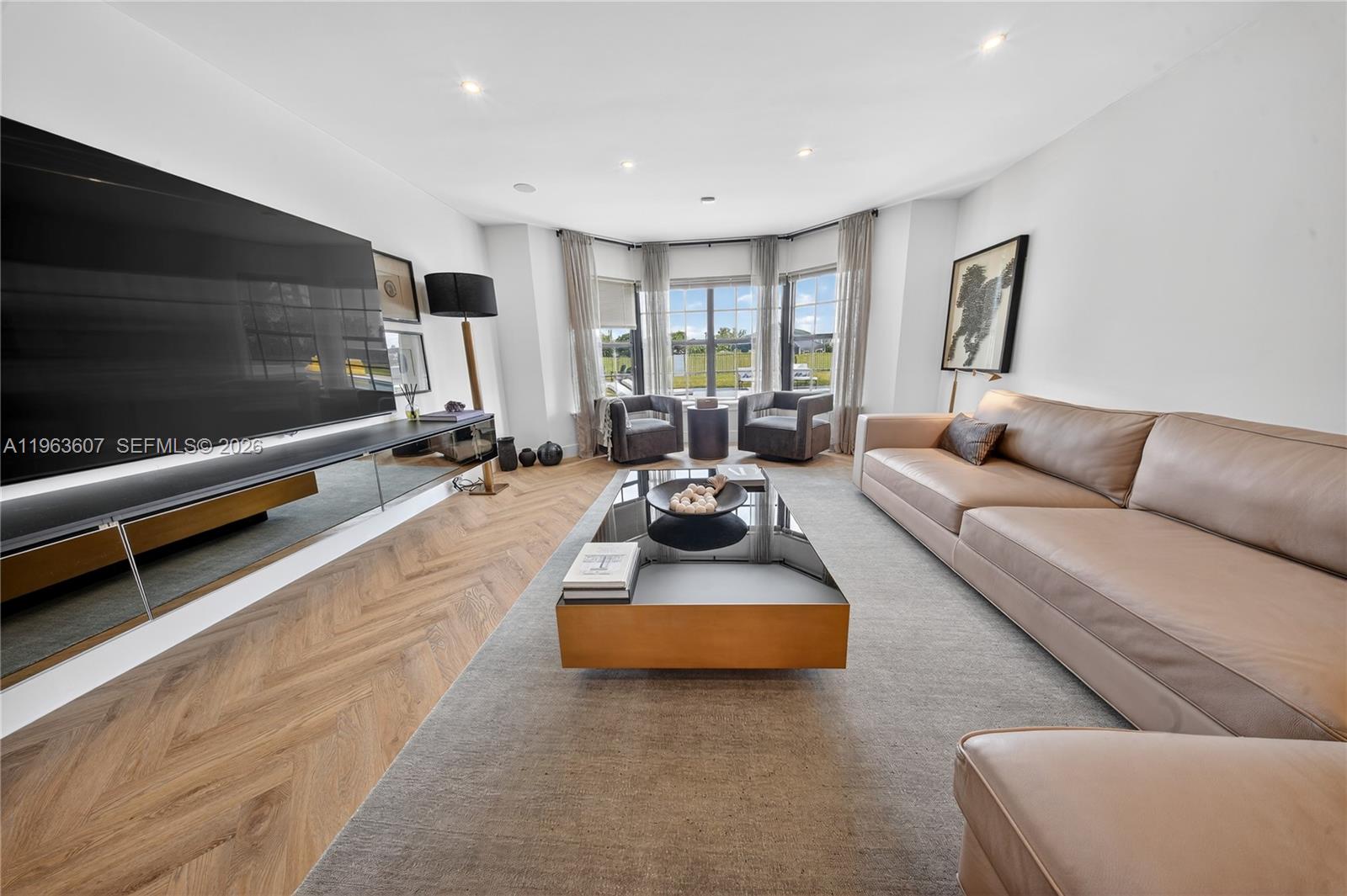 CORAL RIDGE COUNTRY CLUB - Residential