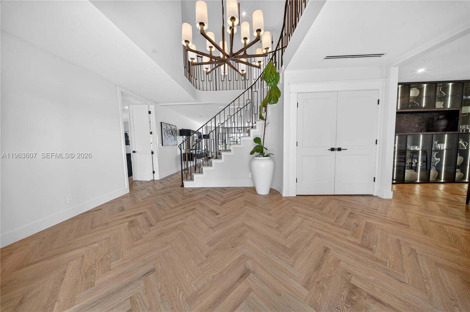 CORAL RIDGE COUNTRY CLUB - Residential