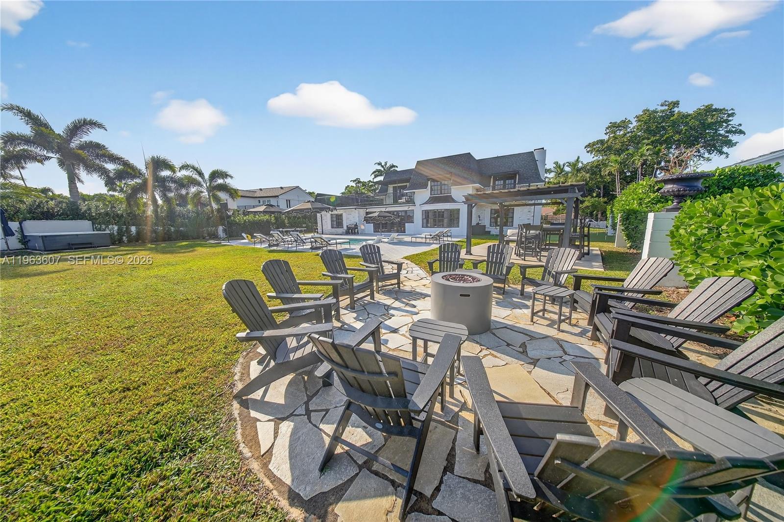 CORAL RIDGE COUNTRY CLUB - Residential